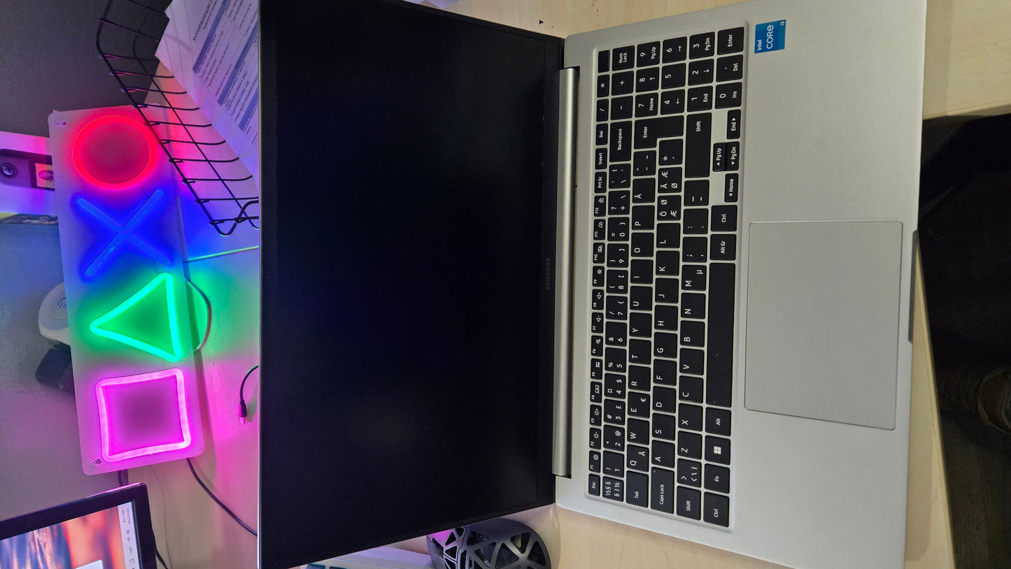 Samsung Galaxy Book2 i3 1215U/8GB/256SSD/15.6" FULL HD