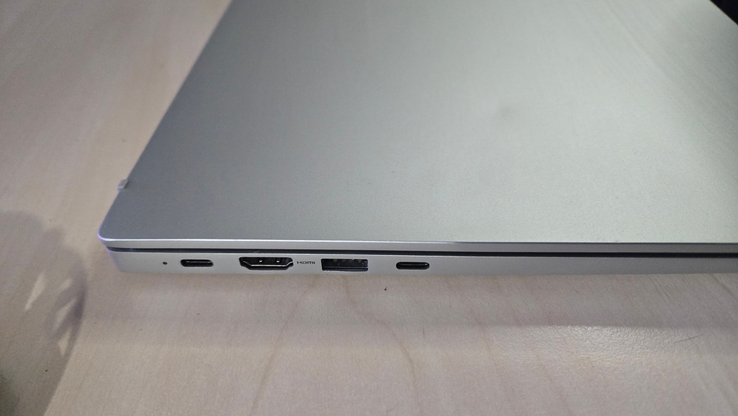 Samsung Galaxy Book2 i3 1215U/8GB/256SSD/15.6" FULL HD