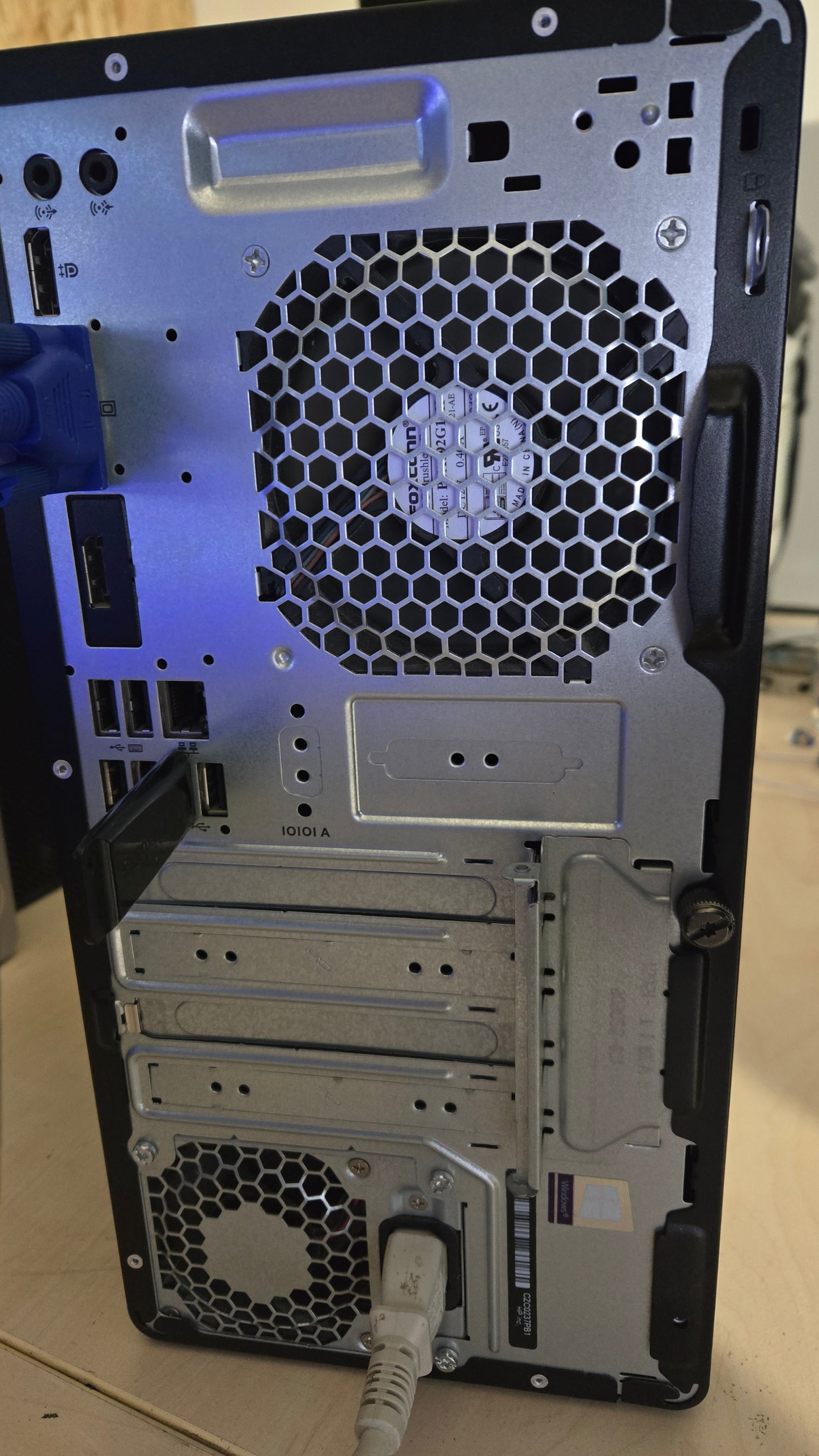 HP ProDesk 400 G6 Microtower (MT) i5 9500/8GB/256M.2