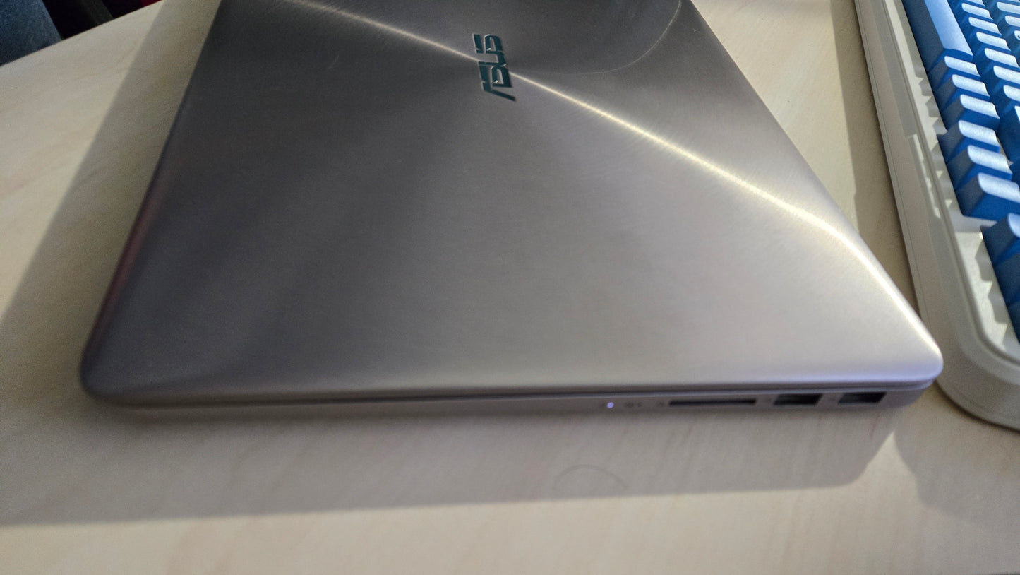 ASUS UX410U i7 7500/16GB/240SSD/14" FULL HD