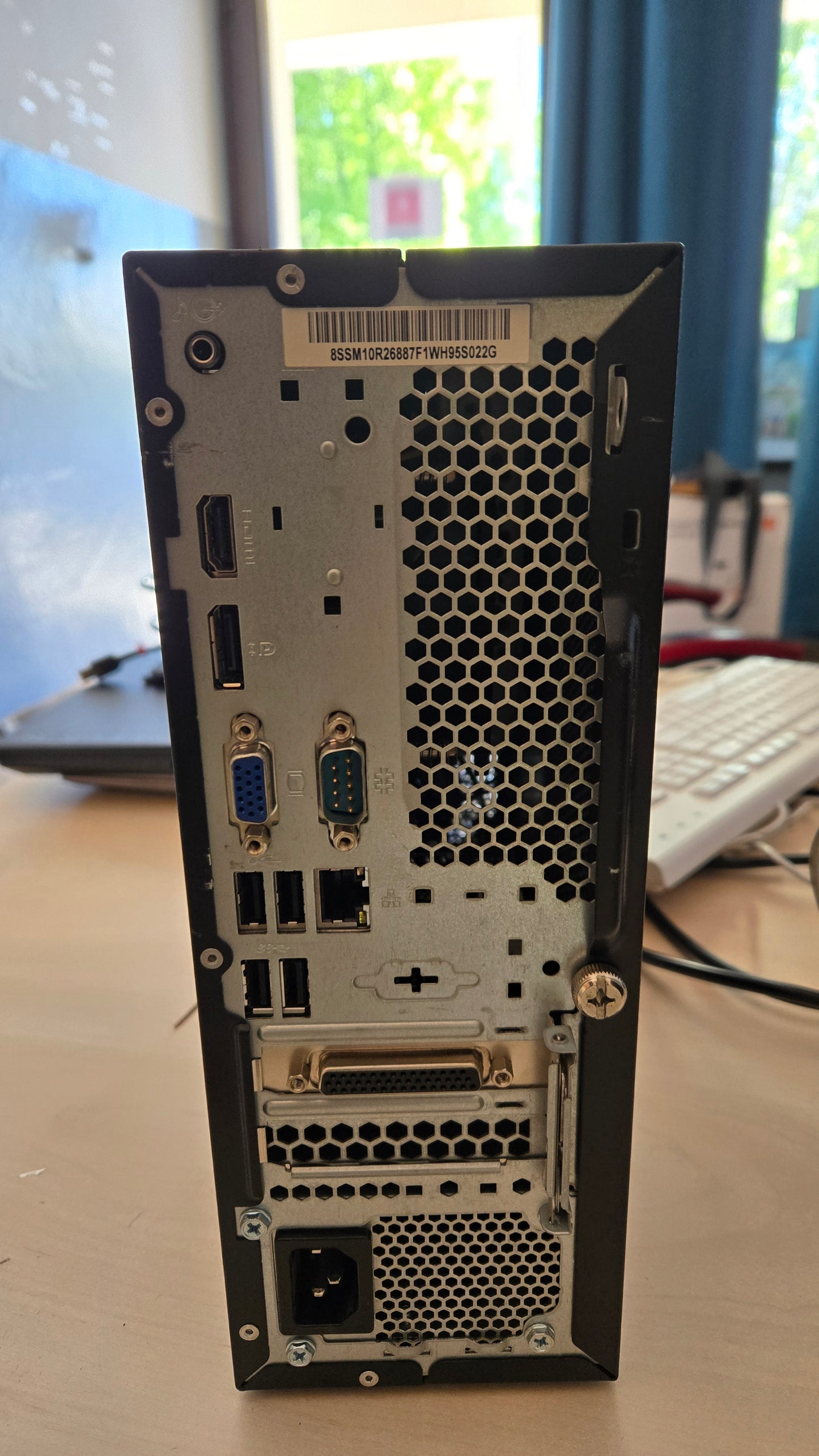 Lenovo V530s i3 8100/8GB/120SSD/W11