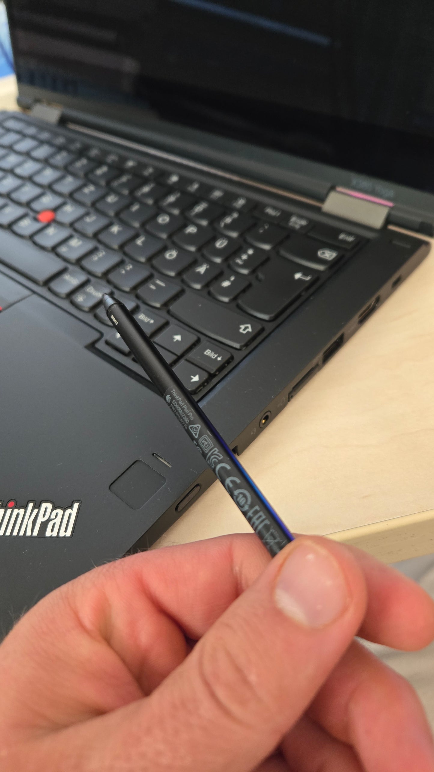 Lenovo Thinkpad Yoga x380 i5 8350u/8GB/240SSD/13.3" Touchscreen