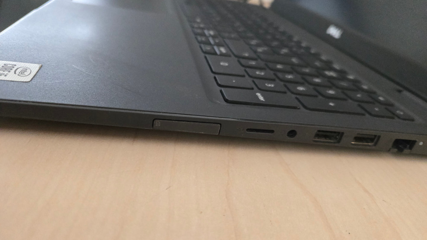 Dell Latitude 3510 – i5 / 8GB RAM / 500GB SSD – Windows 11 – 12 mj. jamstvo