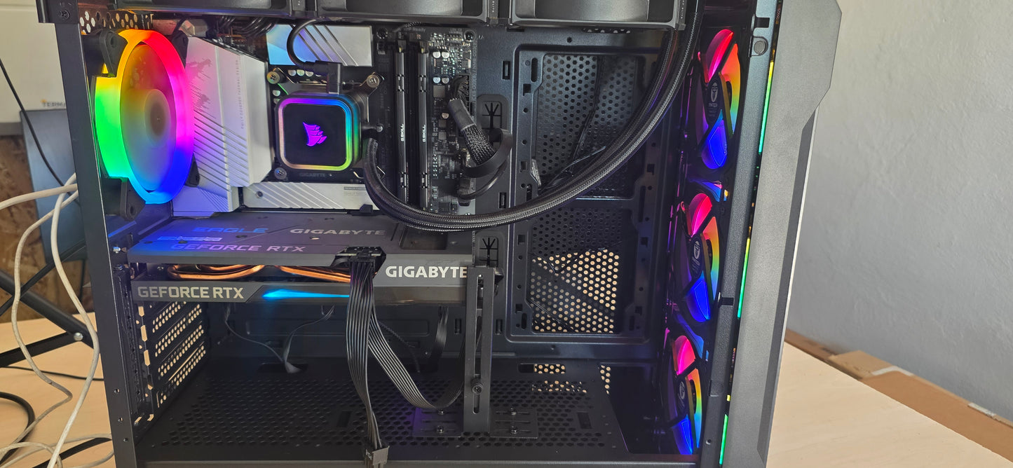Gaming/Pro PC – Intel i7-14700K / 32GB DDR5 / RTX 3060 12GB / 6 mj. jamstvo