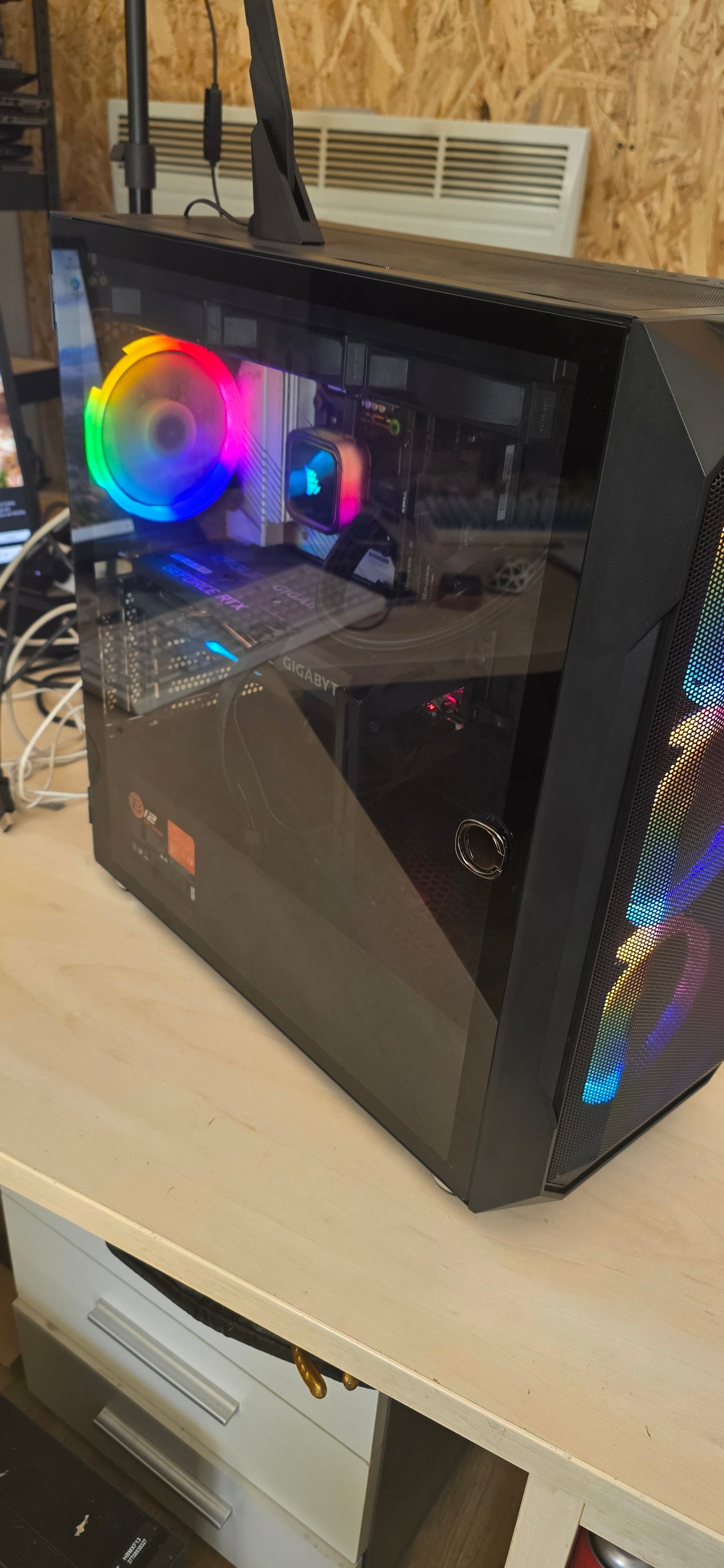 Gaming/Pro PC – Intel i7-14700K / 32GB DDR5 / RTX 3060 12GB / 6 mj. jamstvo