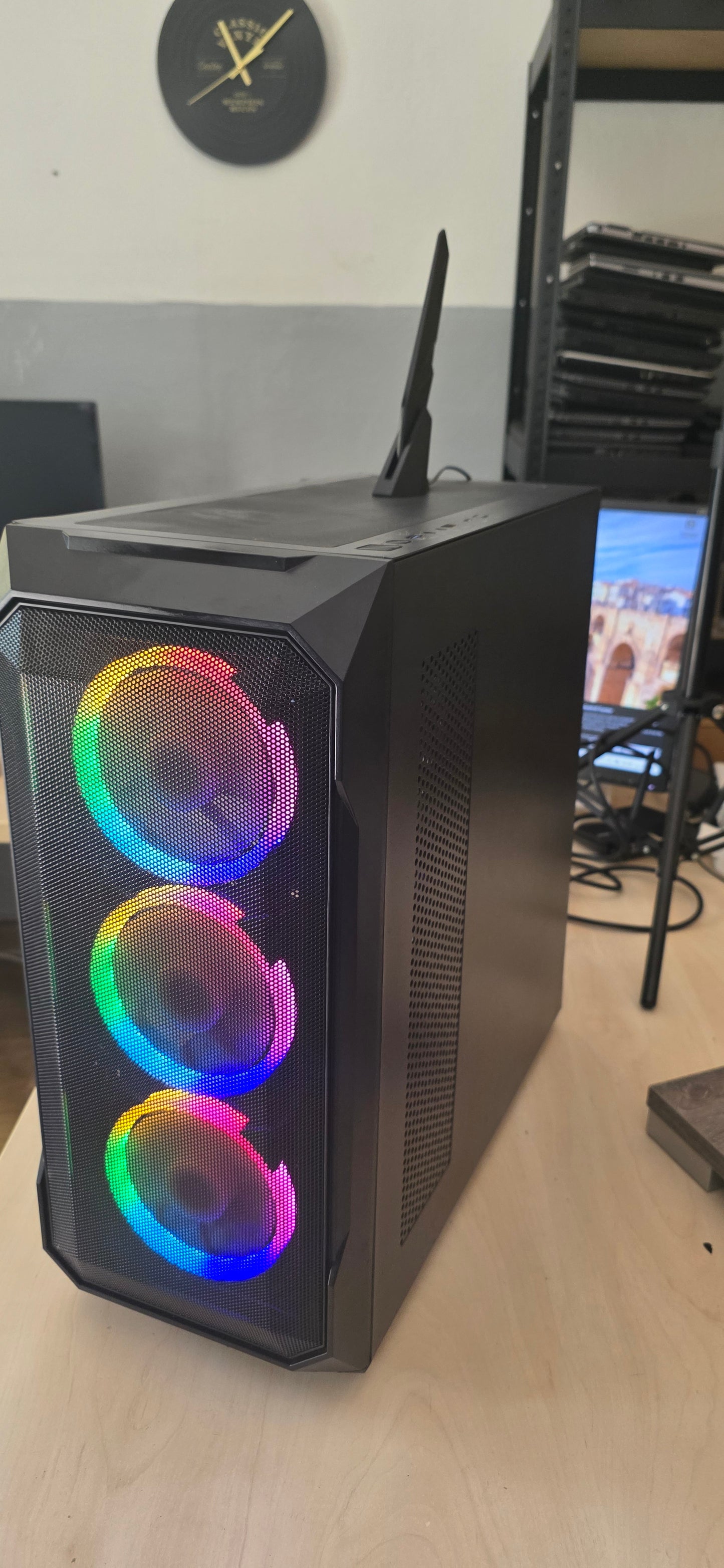 Gaming/Pro PC – Intel i7-14700K / 32GB DDR5 / RTX 3060 12GB / 6 mj. jamstvo