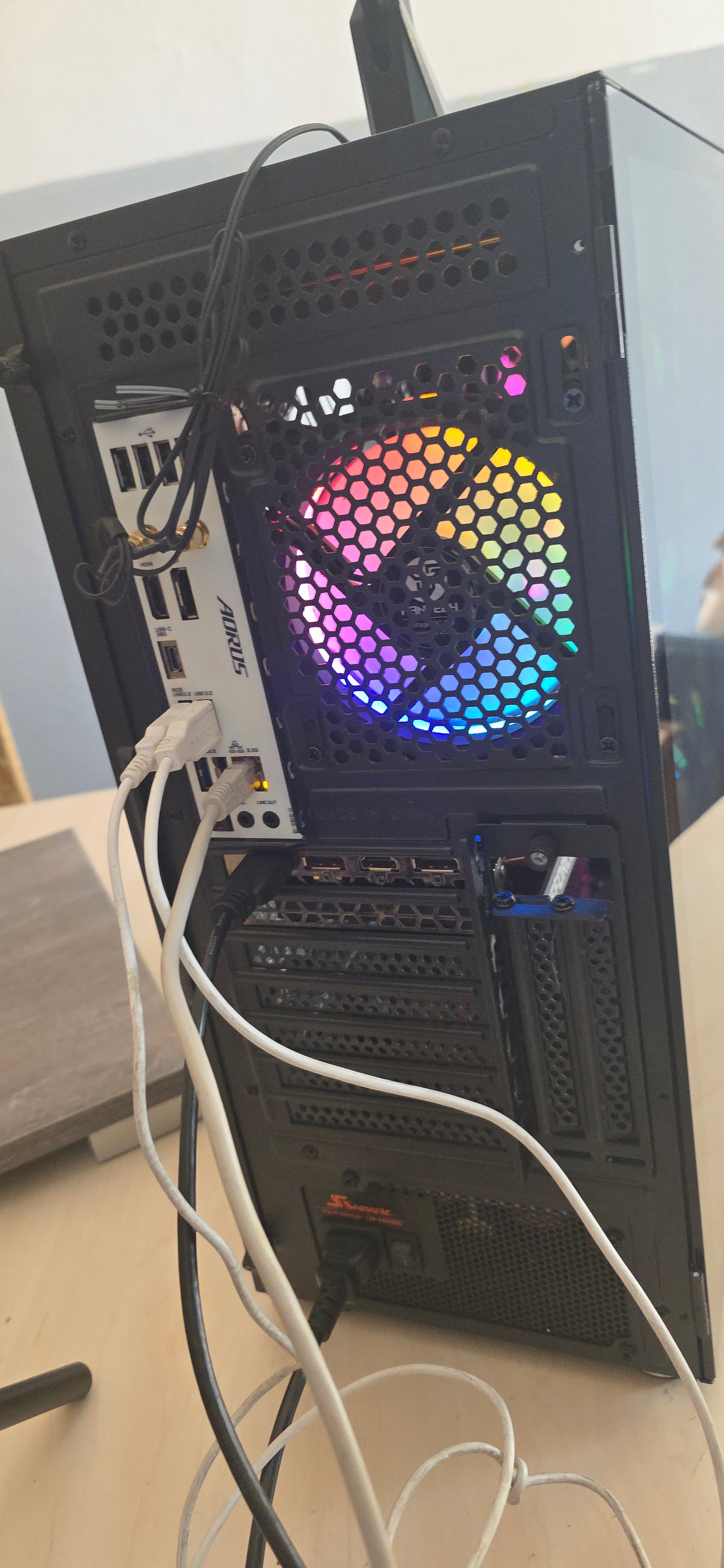 Gaming/Pro PC – Intel i7-14700K / 32GB DDR5 / RTX 3060 12GB / 6 mj. jamstvo