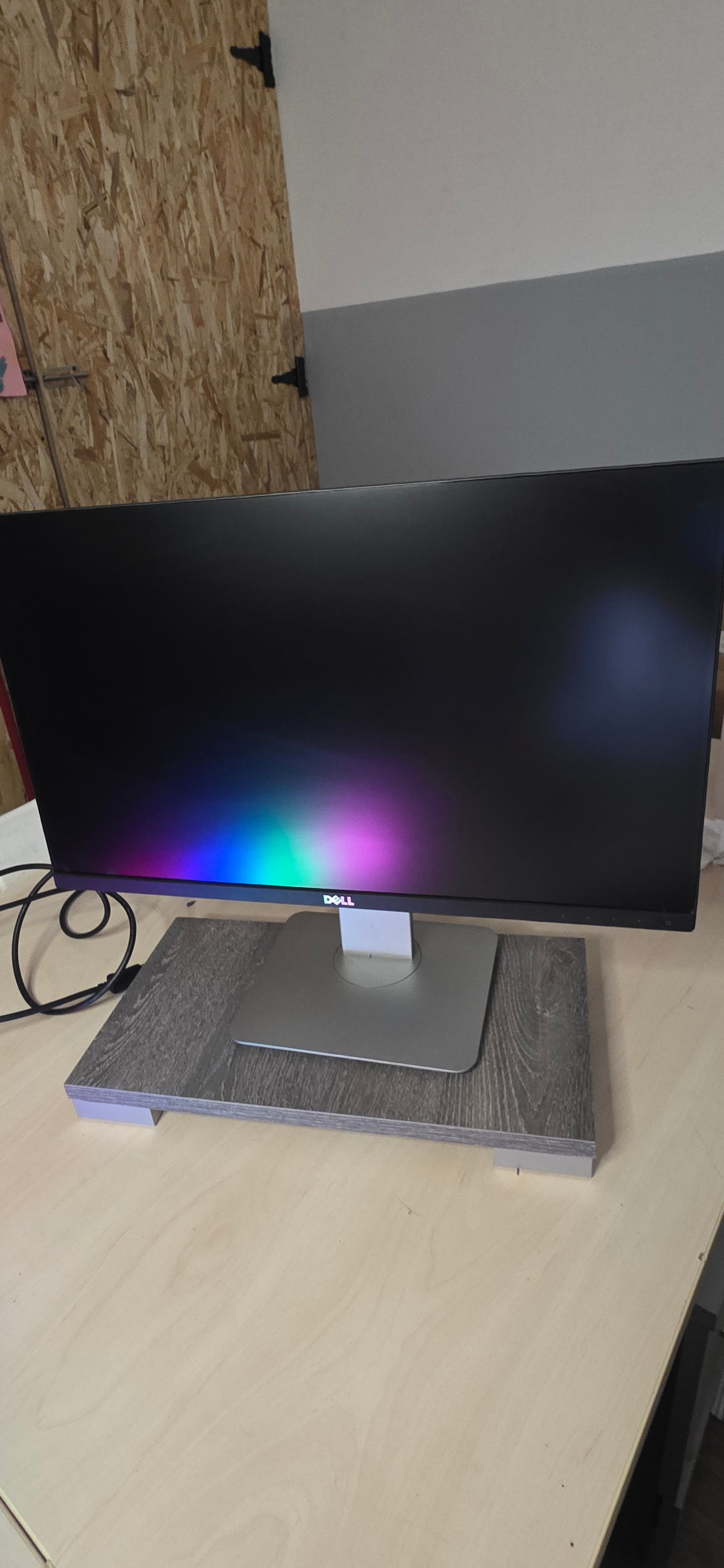 DELL UltraSharp U2414H: 23.8" IPS Full HD, 6 mj. jamstvo