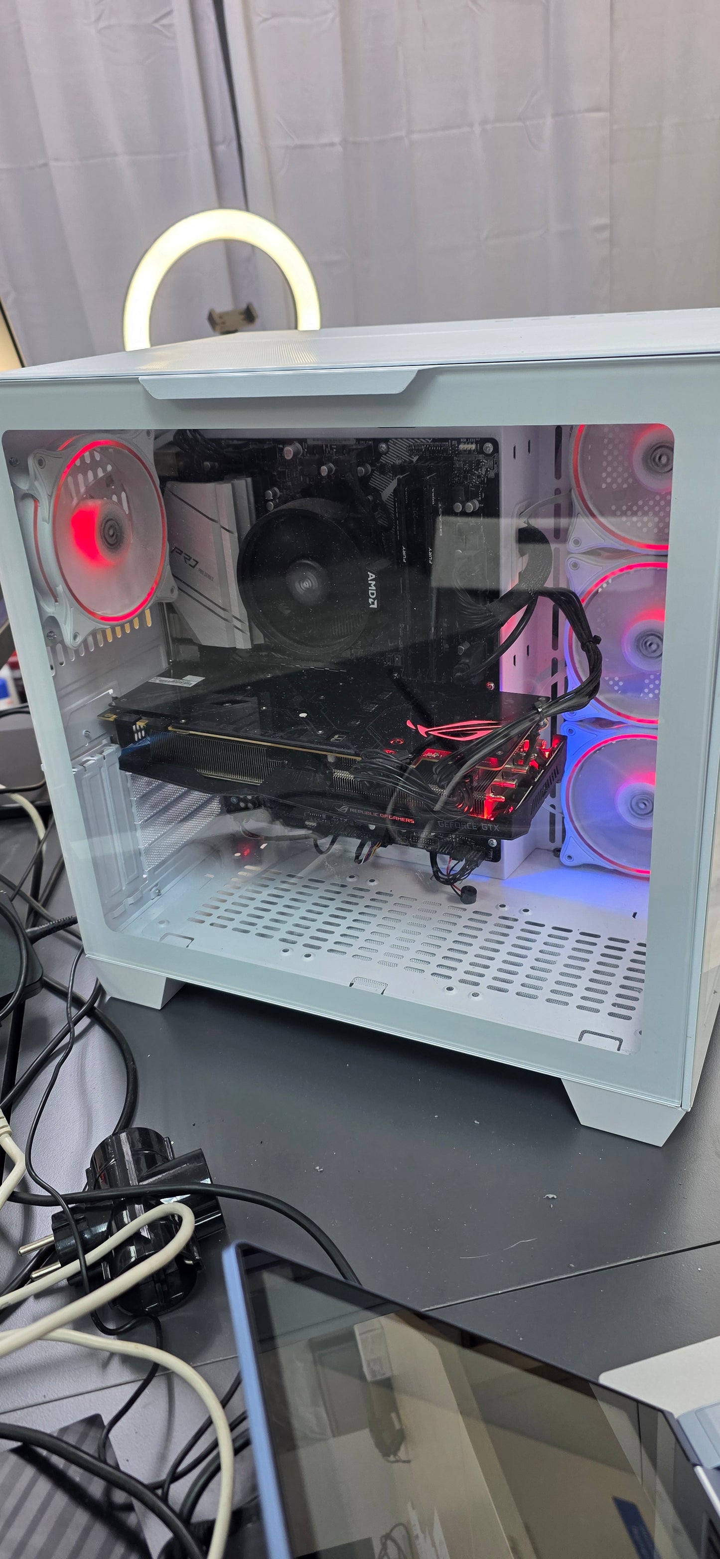 Gaming PC: Ryzen 5 3600, 32GB RAM, GTX 1070 8GB, 2TB NVMe SSD, 6 mj. jamstvo