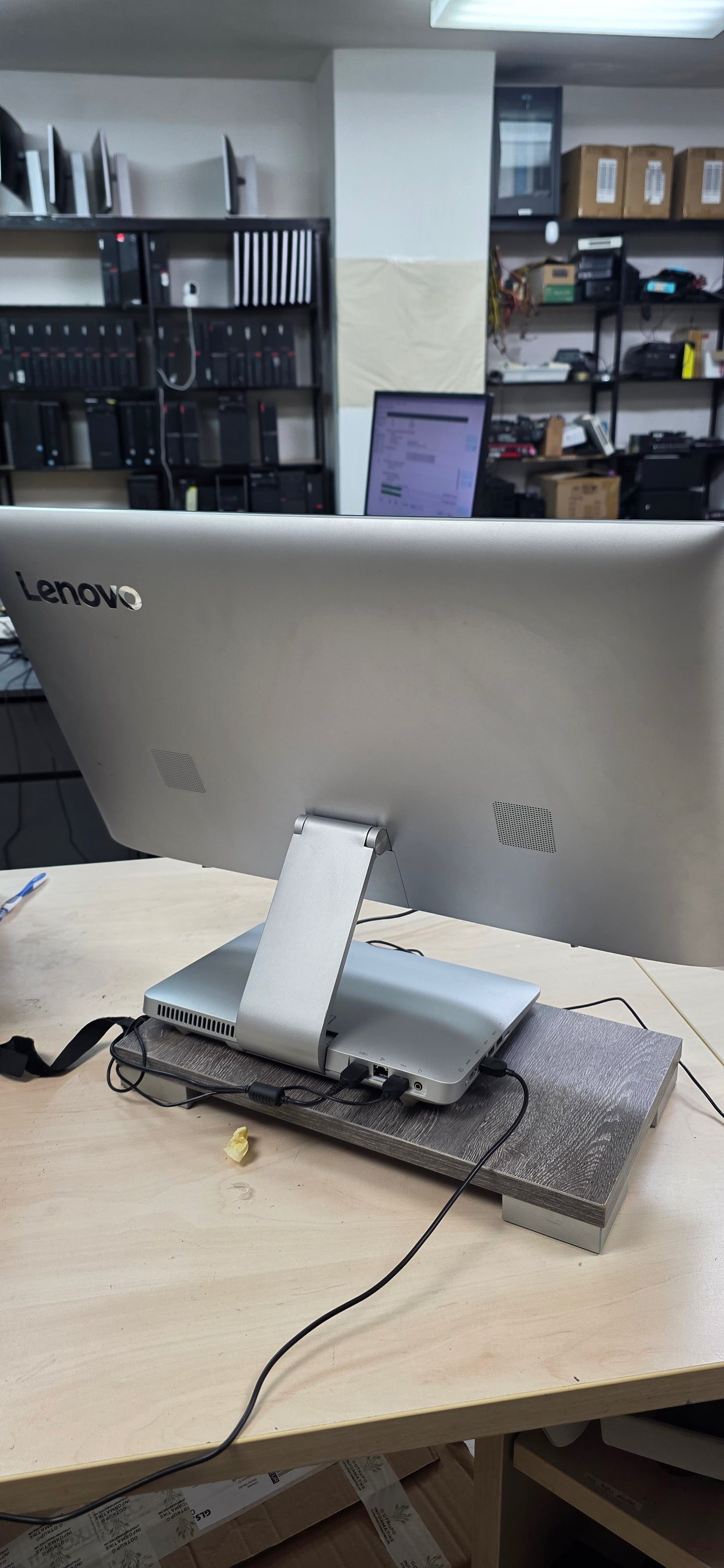 Lenovo IdeaCentre AiO 910 • i7-7700T • 16GB • 120GB SSD • 27" • 6mj Jamstvo • Win 11
