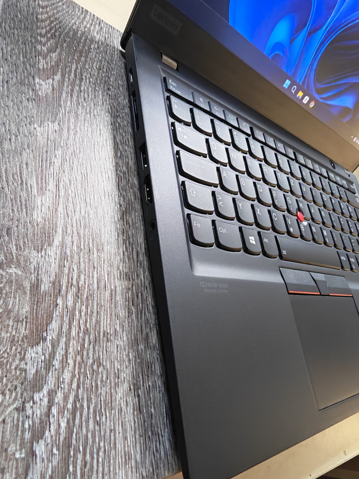 Lenovo ThinkPad T14s Gen 1 Touch • i5-10310U • 16GB RAM • 512GB SSD • Win 11 • 12mj Jamstvo