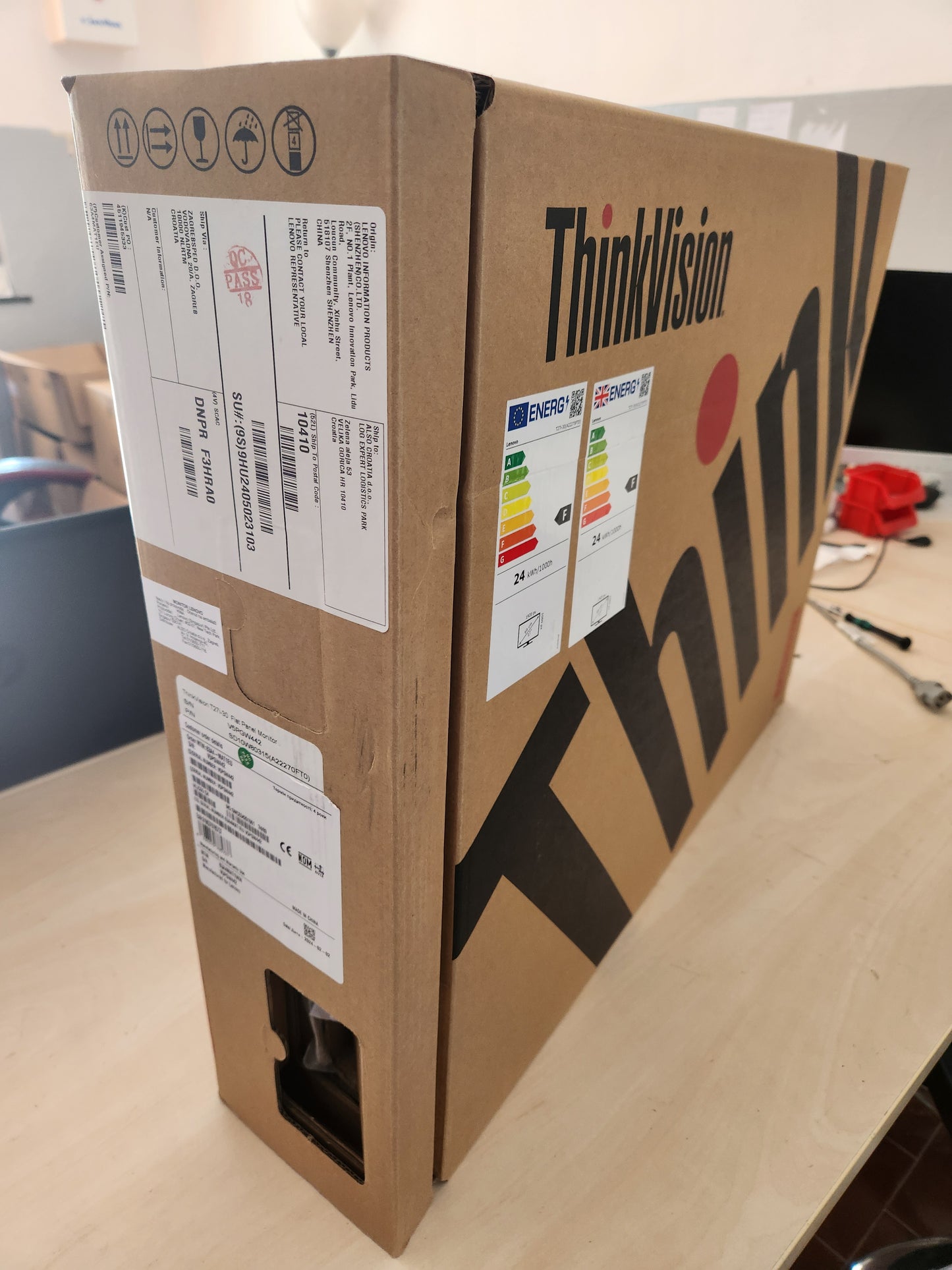 ThinkVision T27i-30 Monitor - NOVO, Zapakirano