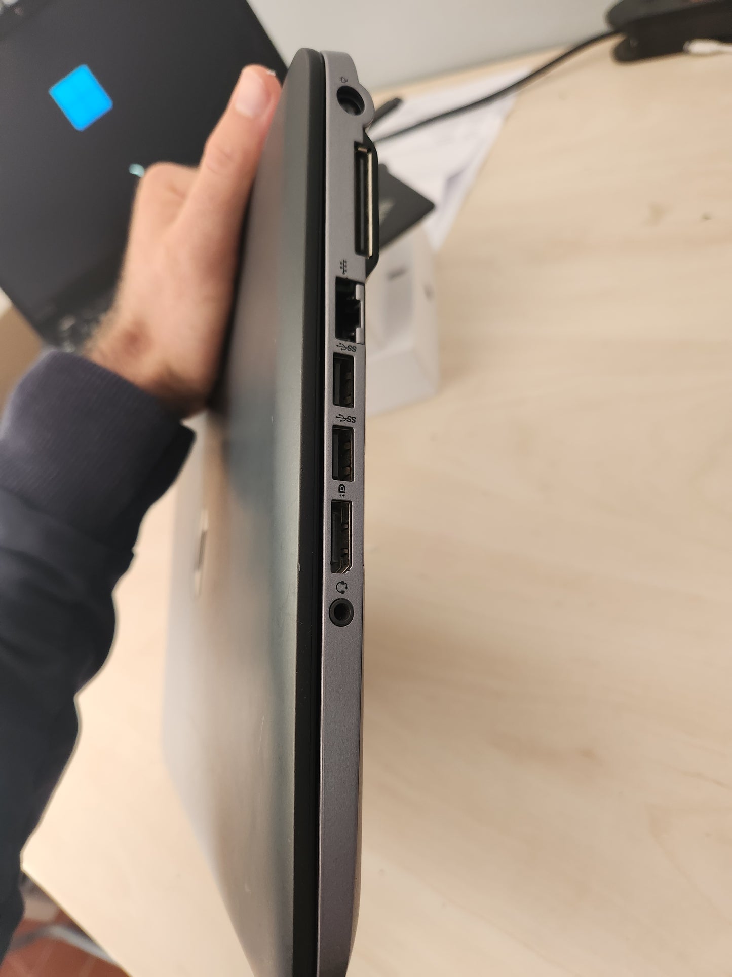 HP 840 G2 i5/8GB/120SSD