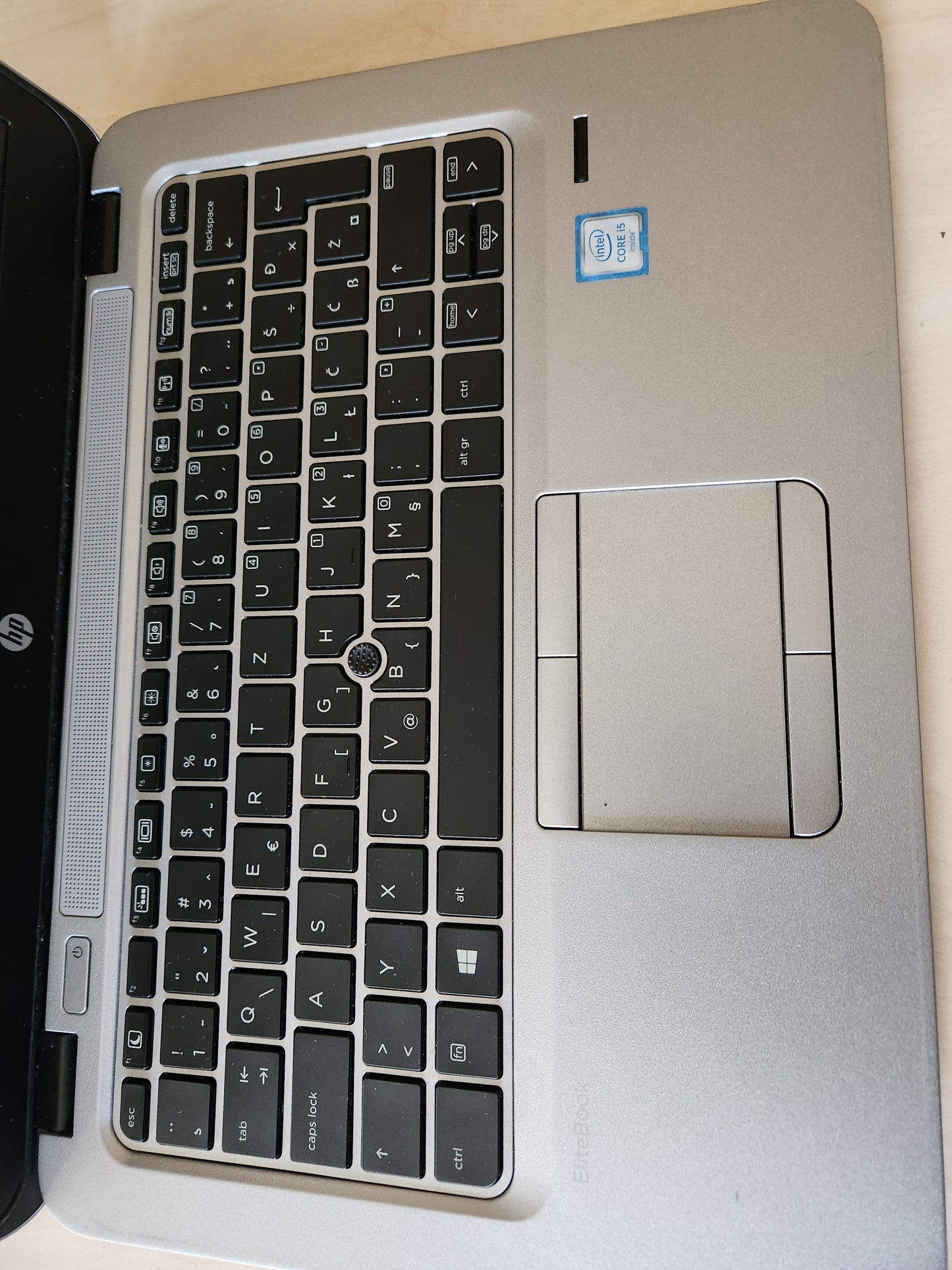 HP EliteBook 820 G3 i5 6200/8GB/240SSD/12.5"