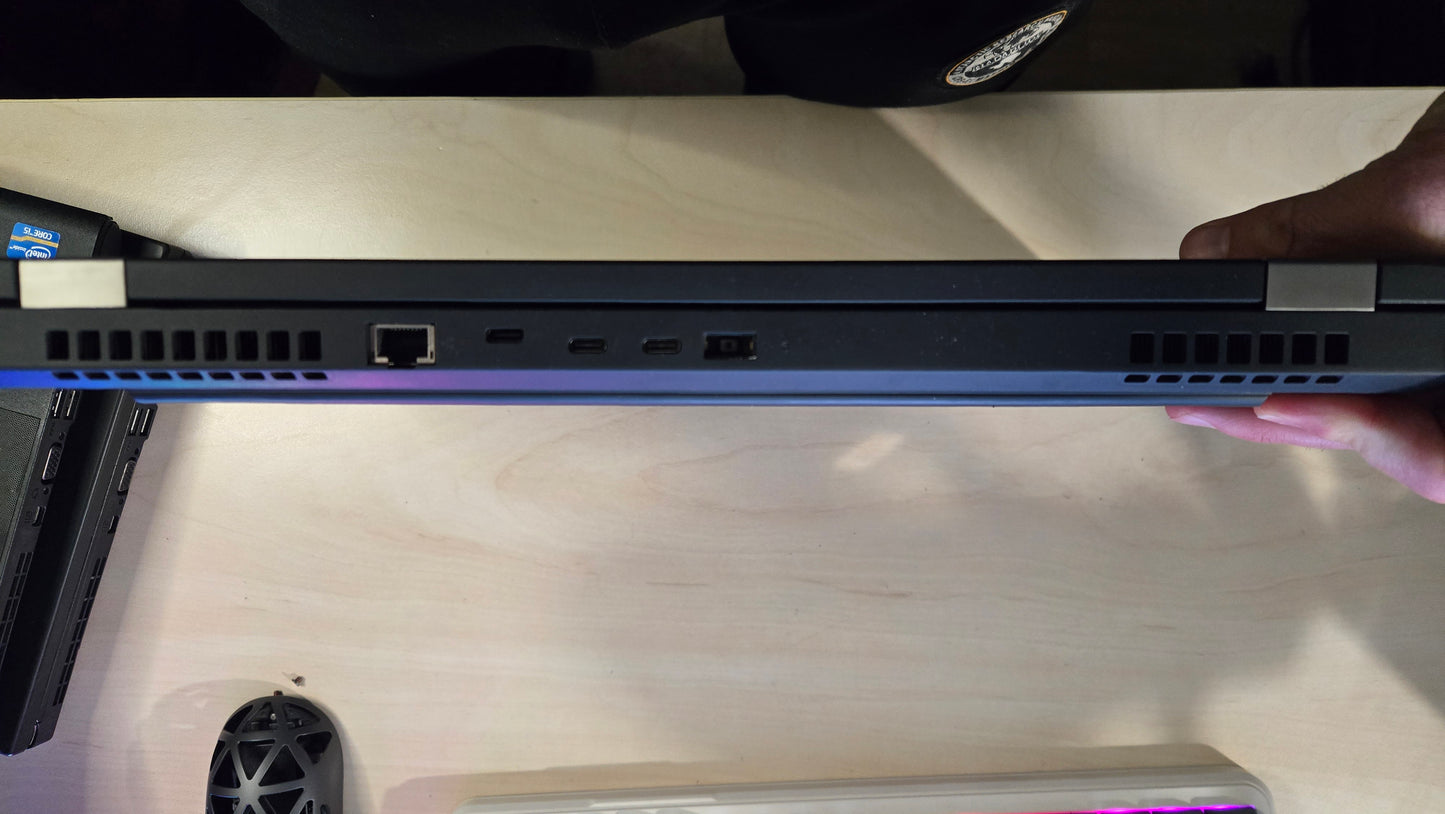 Lenovo Thinkpad P15  i7-10750H/32GB RAM/500SSD/Nvidia T1000