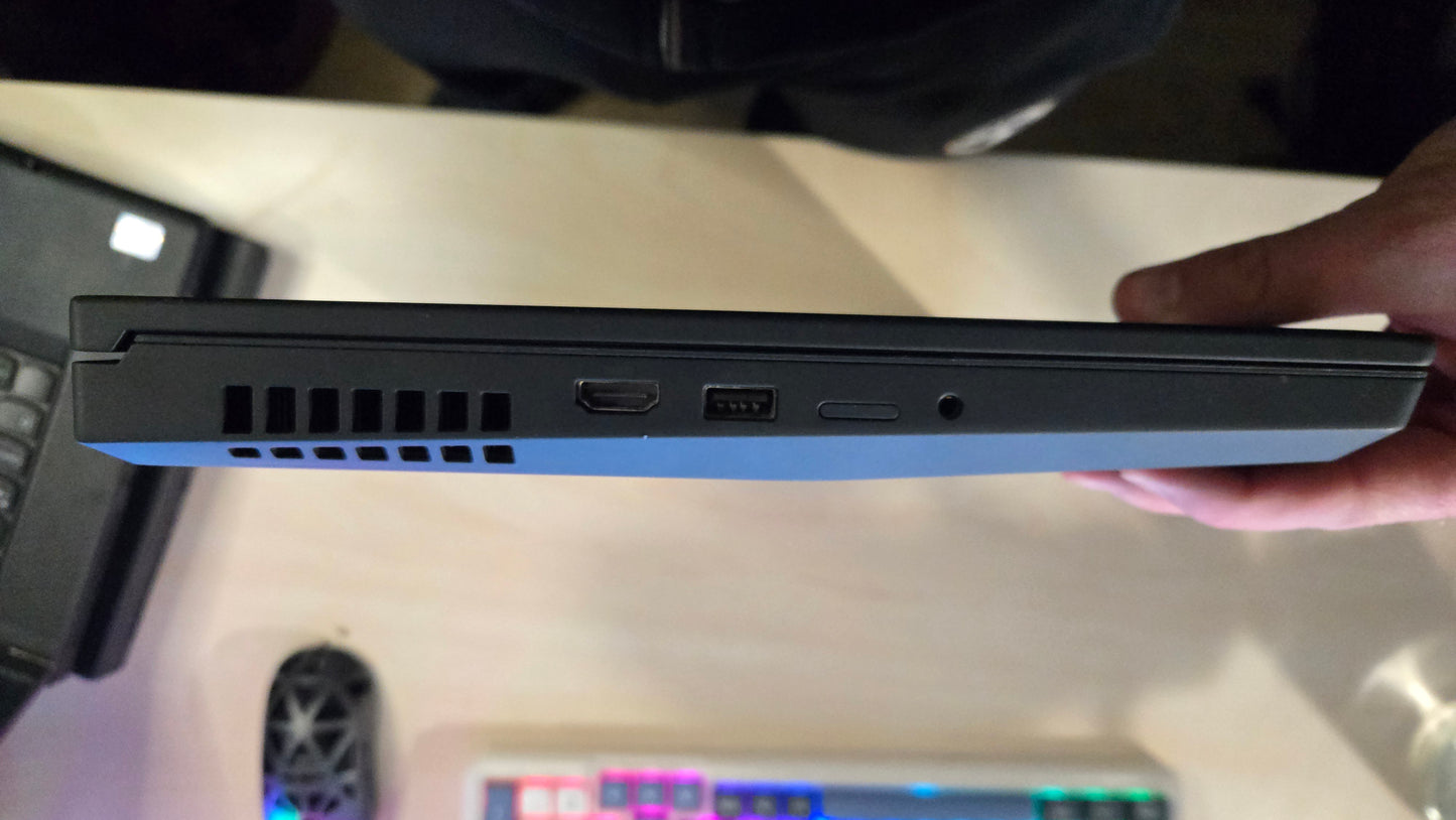 Lenovo Thinkpad P15  i7-10750H/32GB RAM/500SSD/Nvidia T1000