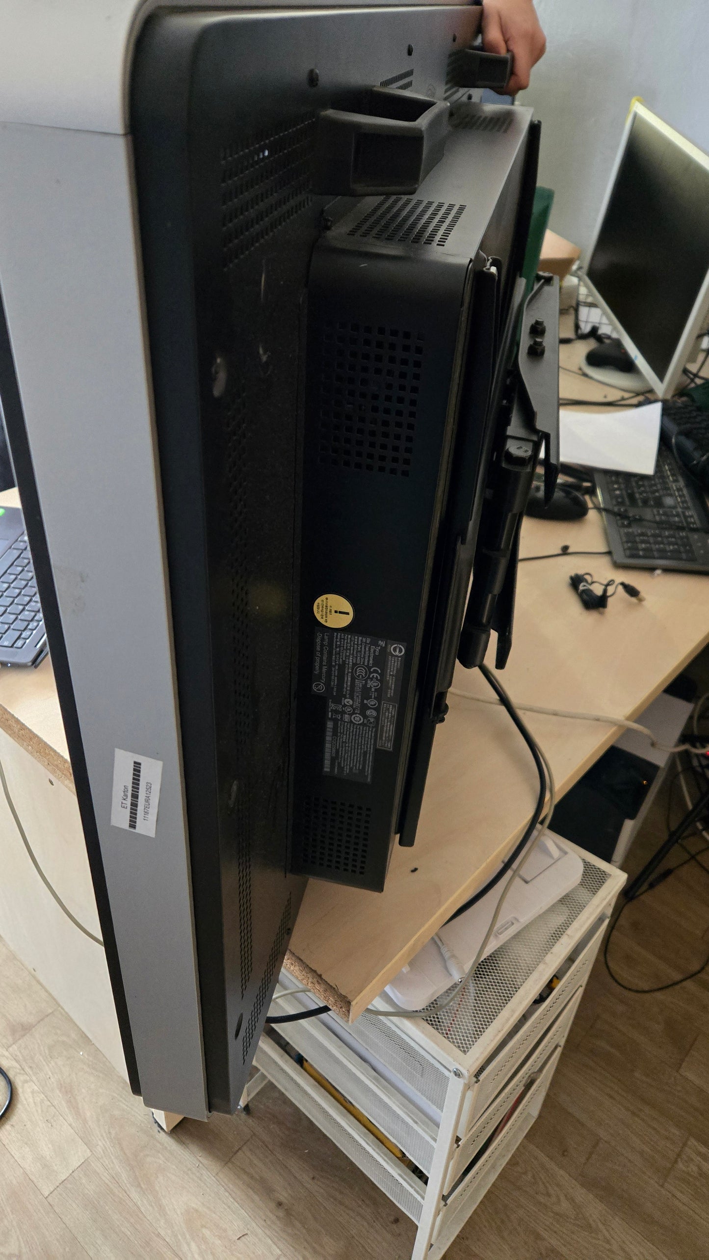 Elo ET4200L  42" Touchscreen