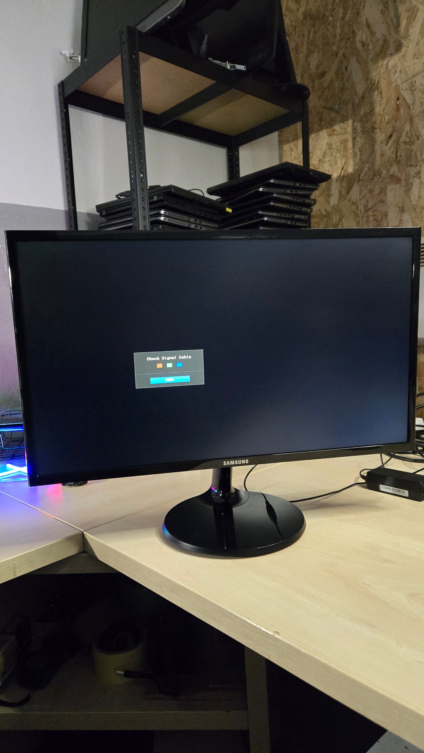Samsung LS24F350FHU 24" FULL HD