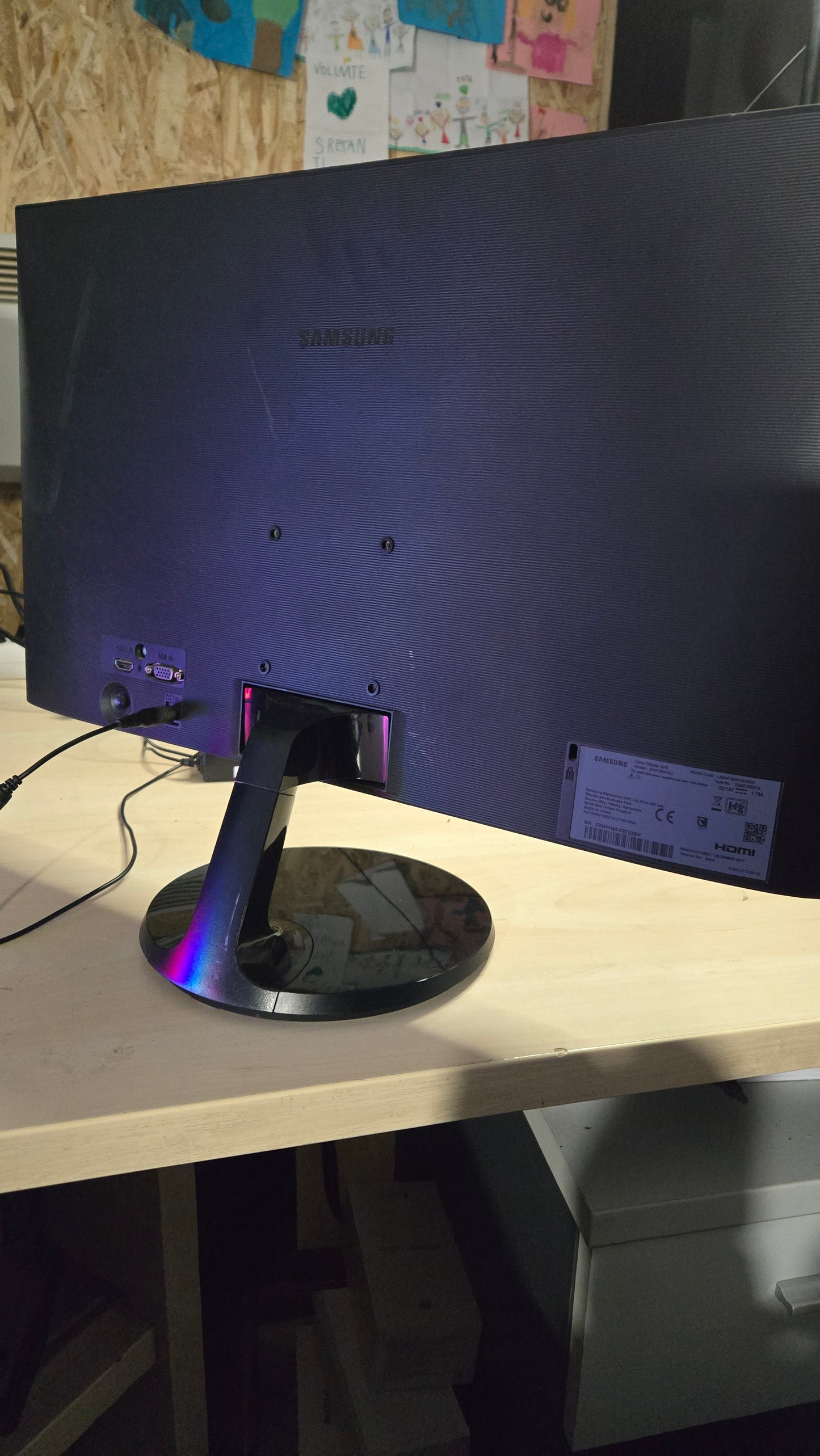 Samsung LS24F350FHU 24" FULL HD