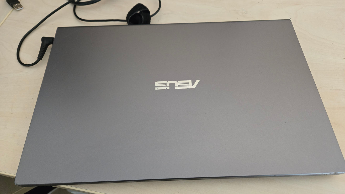 ASUS P1512CE – i3 1115G4/ 8GB / 240GB SSD – 6 mj. jamstvo