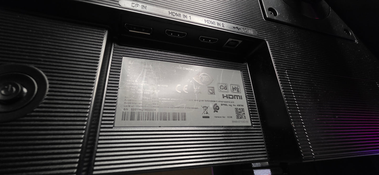 Samsung F24T450FQR – 24" / Full HD / IPS / 75Hz / Pivot – 6 mj. jamstvo