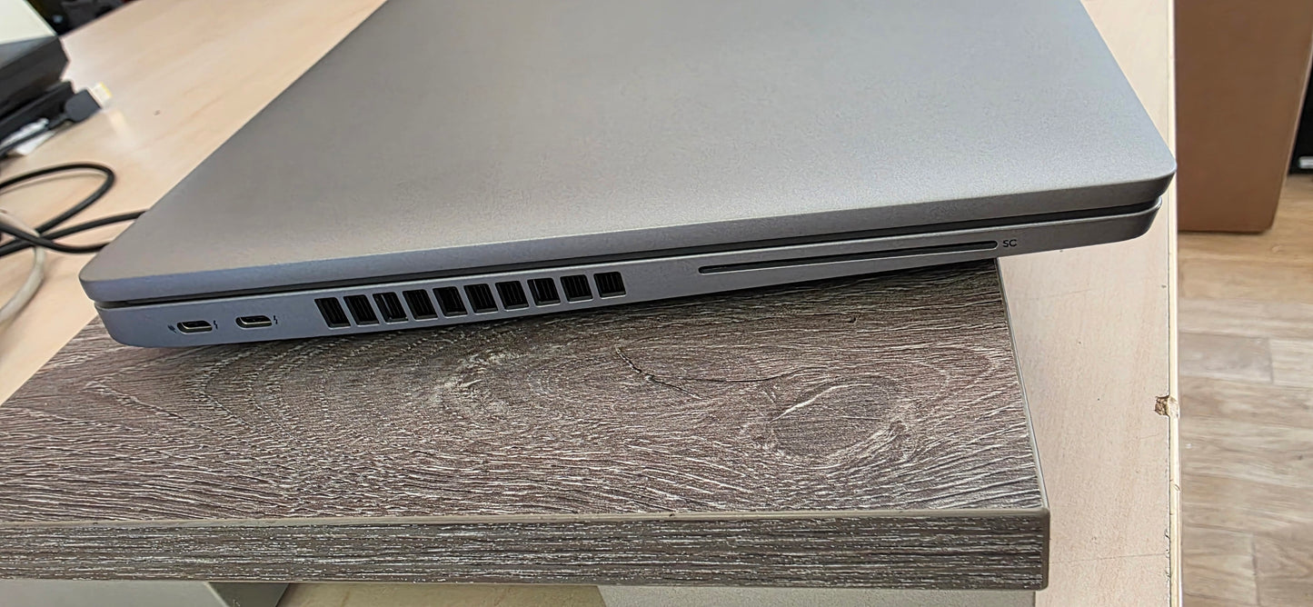 Dell Latitude 5530: i5-1235U, 8GB RAM, 500GB SSD, 15.6" FHD Ekran, 12 mj. jamstvo