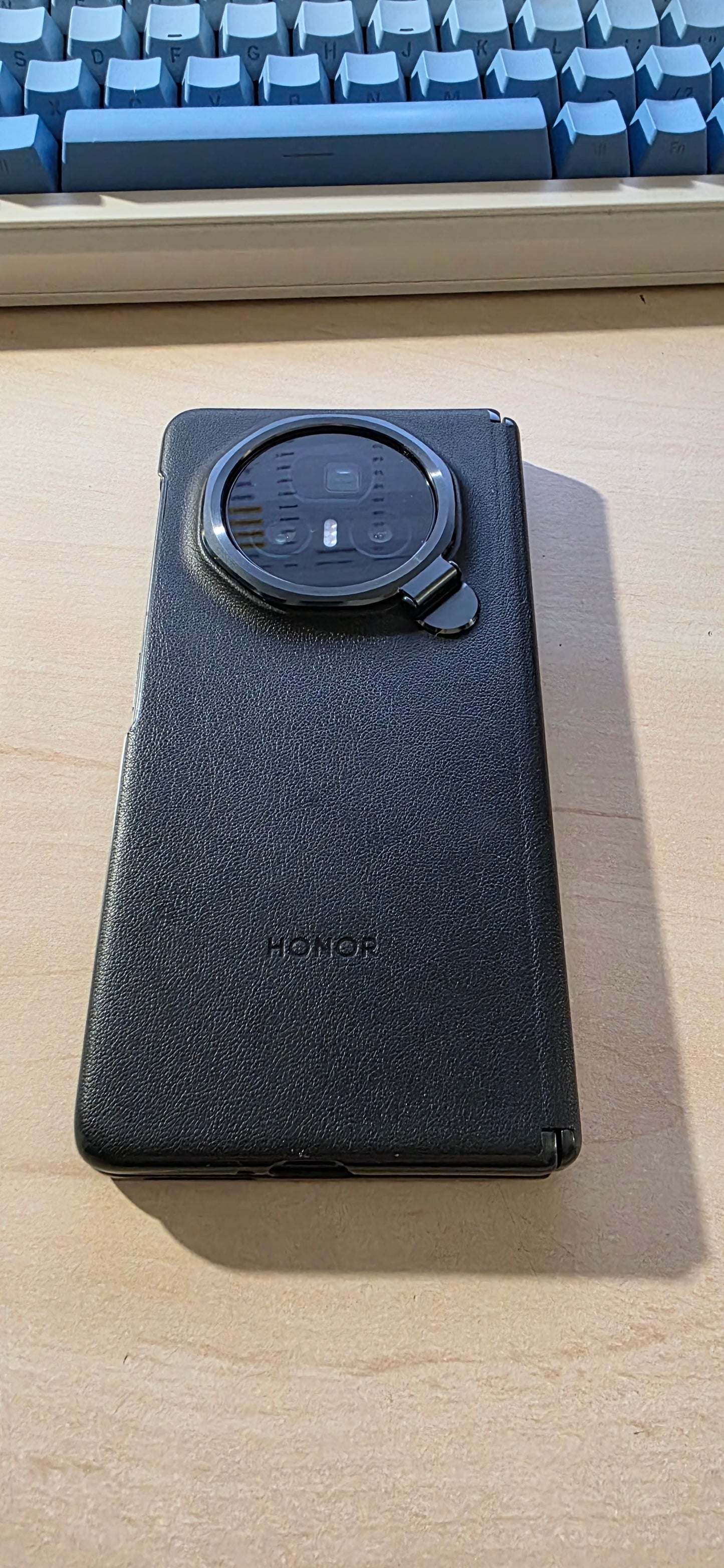 Honor Magic V3: Sklopivi, 5G, odlično stanje, 3 mj. jamstvo
