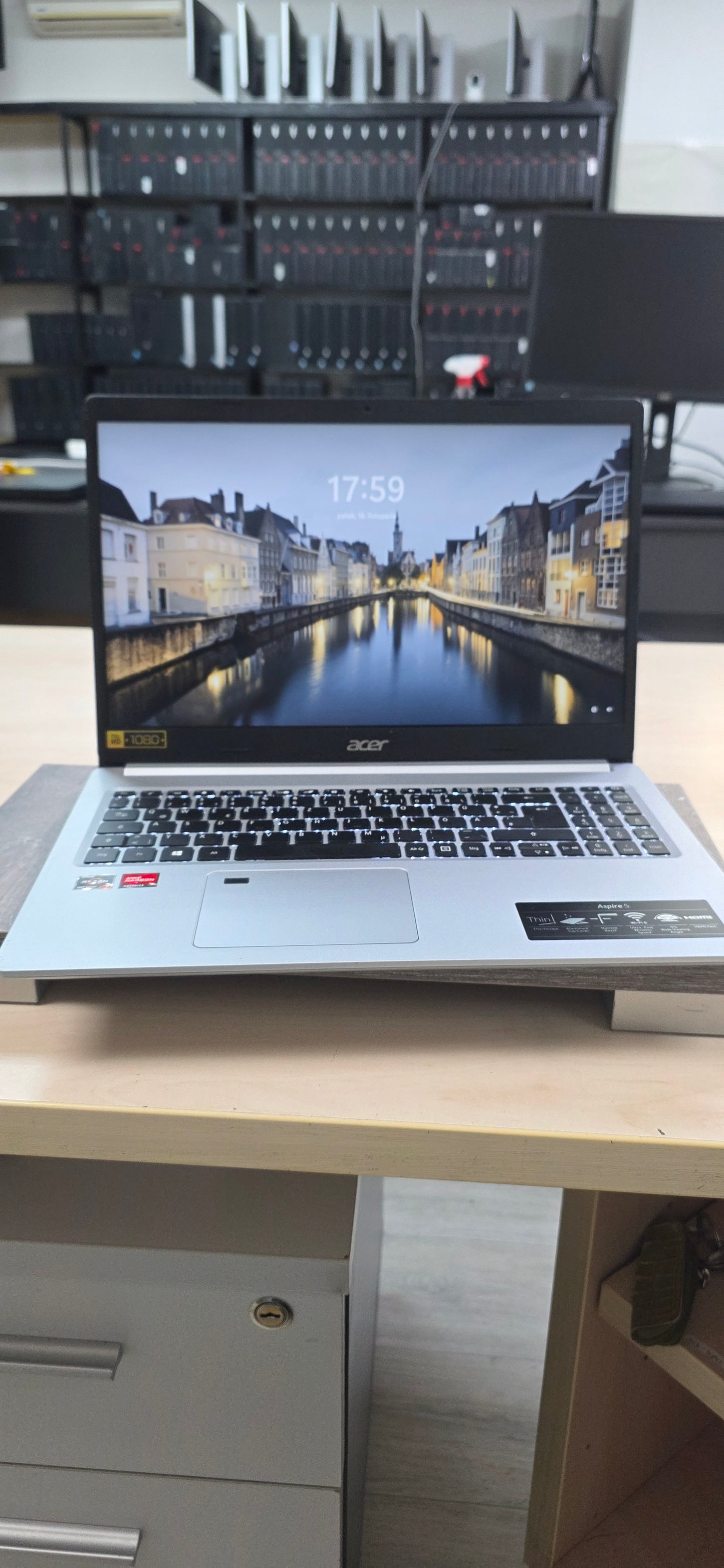 Acer Aspire 5 (A515-45): Ryzen 7 5700U, 16GB RAM, 512GB SSD, 12 mj. jamstvo