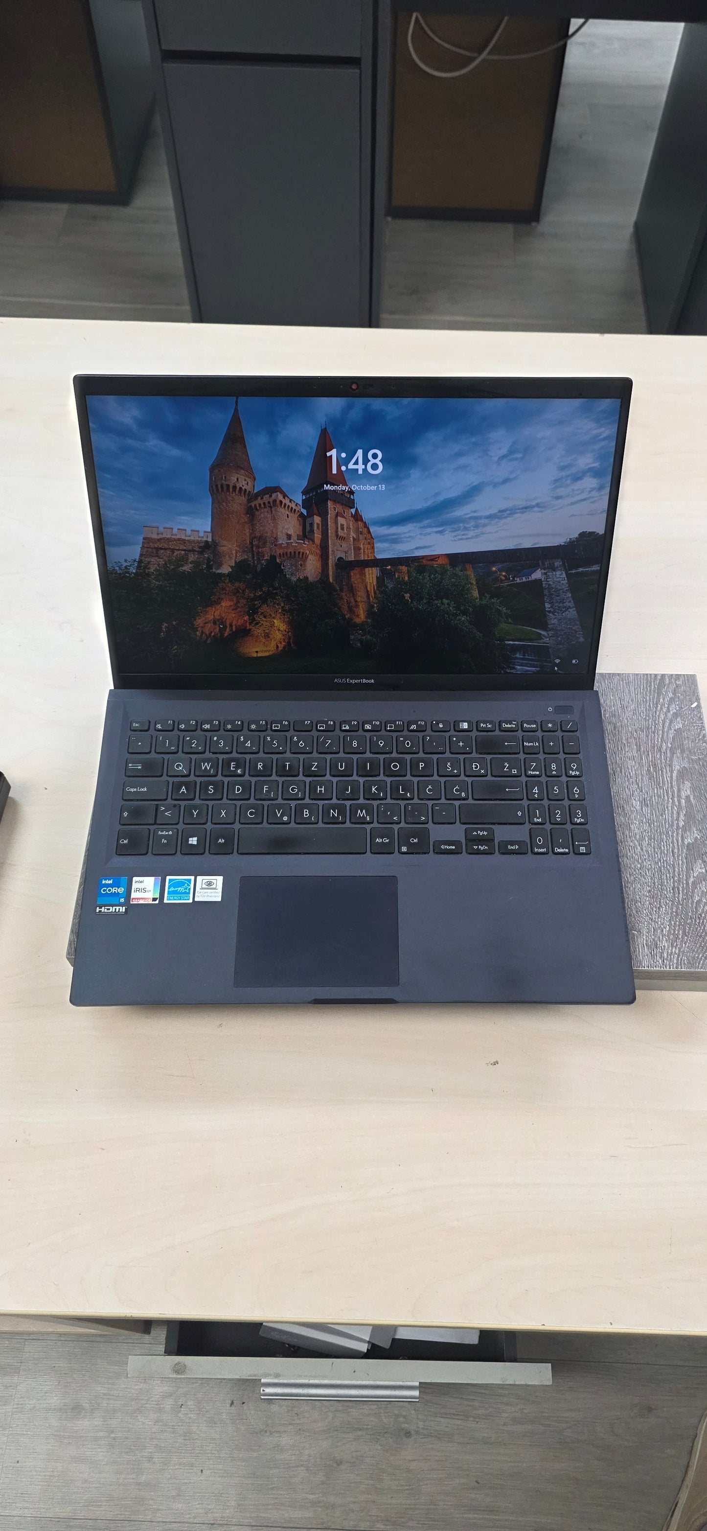 Asus ExpertBook B1500CEAE: i5-1135G7, 8GB RAM, 240GB SSD, Win 11, 12 mj. jamstvo, 15.6"