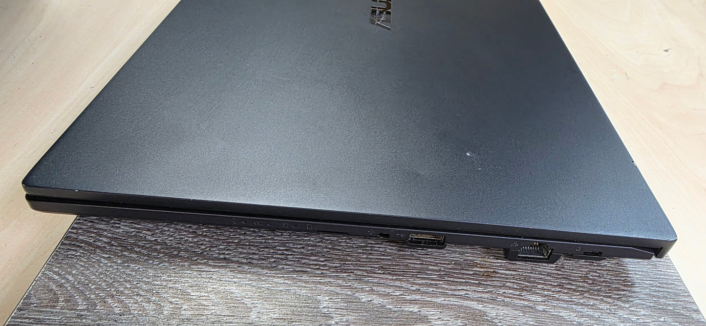 Asus ExpertBook B1500CEAE: i5-1135G7, 8GB RAM, 240GB SSD, Win 11, 12 mj. jamstvo, 15.6"