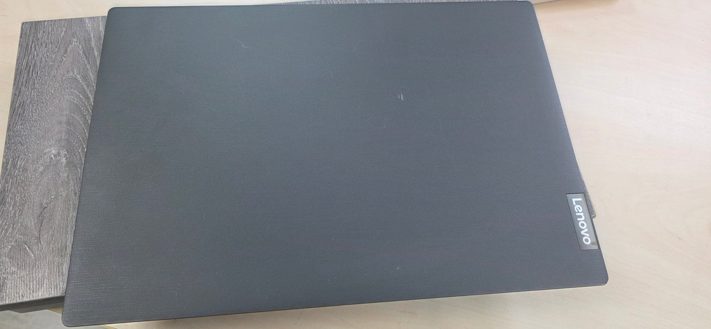 Lenovo V155-15API (81V5): Ryzen 3 3200U, 8GB RAM, 240GB SSD, Win 11, 12 mj. jamstvo