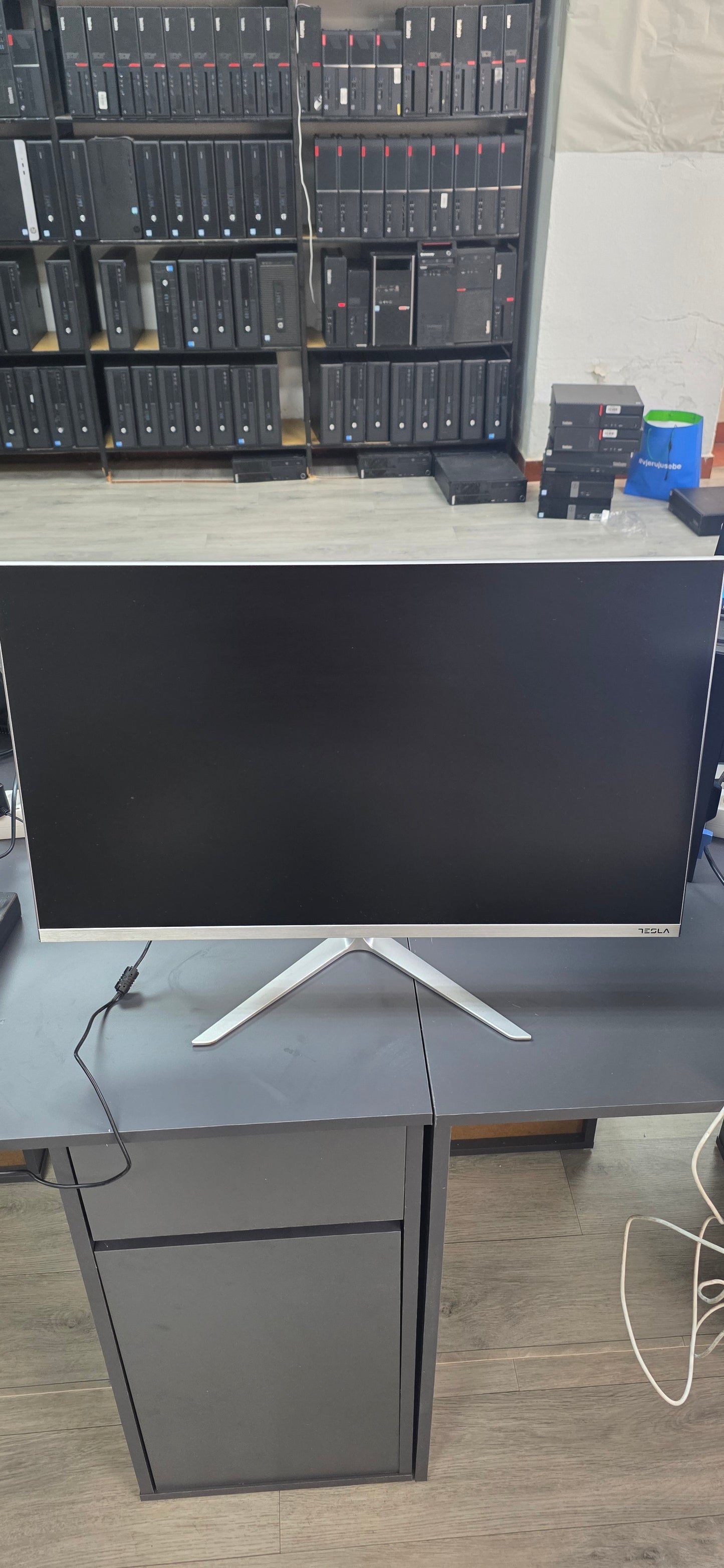 Tesla 27MC635SF Monitor: 27" IPS Full HD, 75Hz, Elegantan dizajn, 12 mj. jamstvo