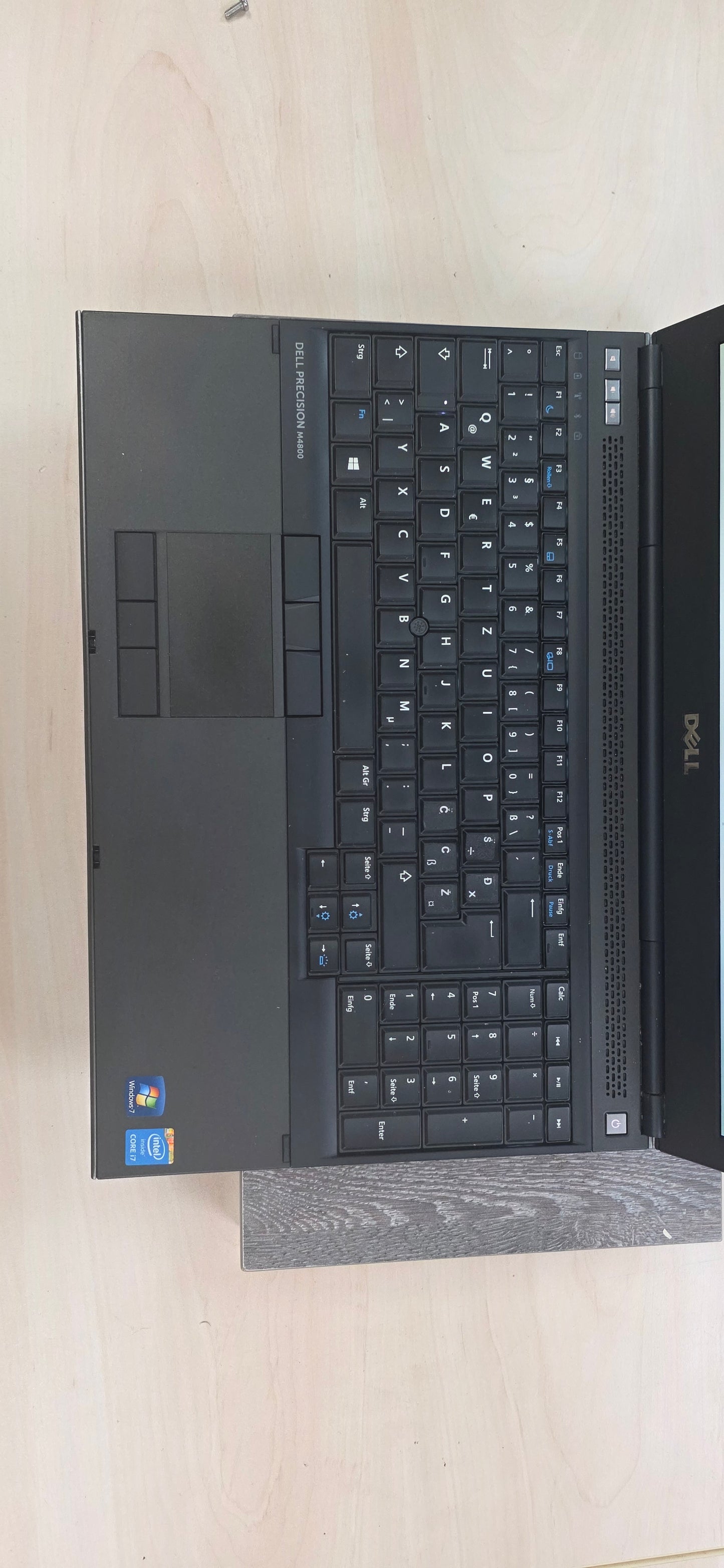 Dell Precision M4800 Workstation: i7-4800MQ, 16GB RAM, 240GB SSD, Quadro K1100M, 15,6" 12 mj. jamstvo