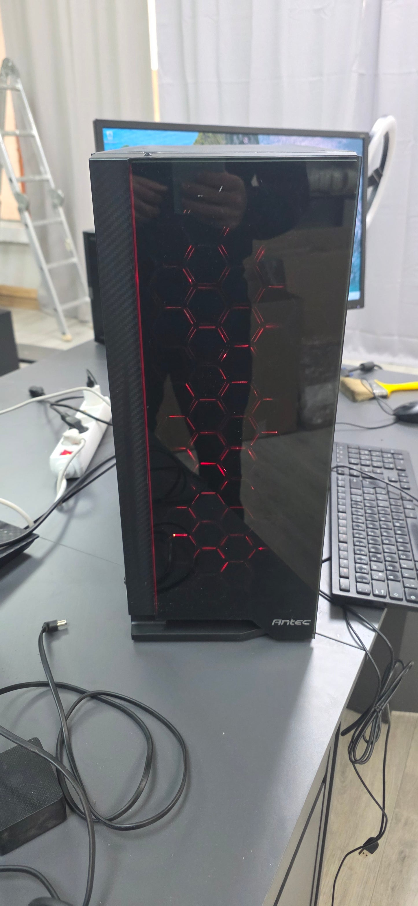 Gaming PC: Ryzen 3 3100, 16GB RAM, GTX 1650 4GB, 1.25TB pohrane, 12 mj. jamstvo