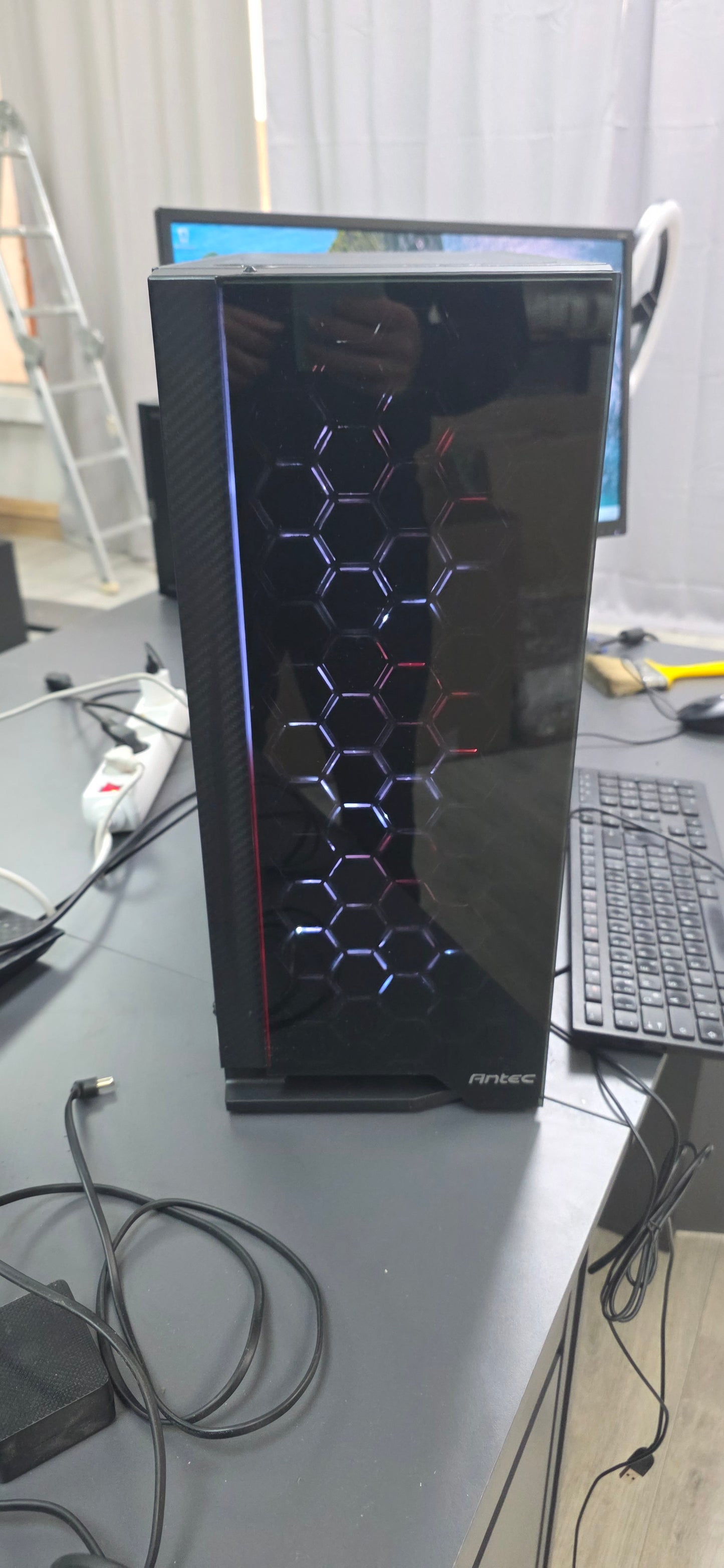 Gaming PC: Ryzen 3 3100, 16GB RAM, GTX 1650 4GB, 1.25TB pohrane, 12 mj. jamstvo