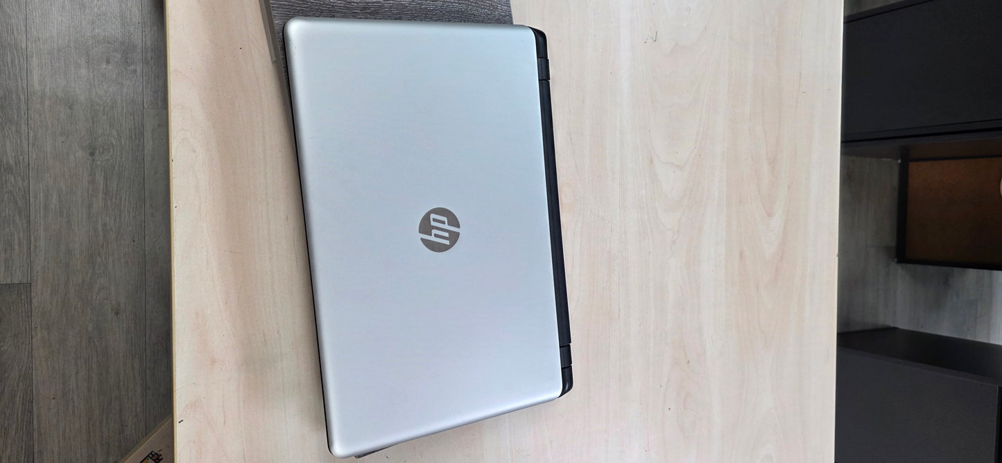 HP 350 G2: i5-5200U, 8GB RAM, 120GB SSD, 15.6" HD Ekran, 12 mj. jamstvo