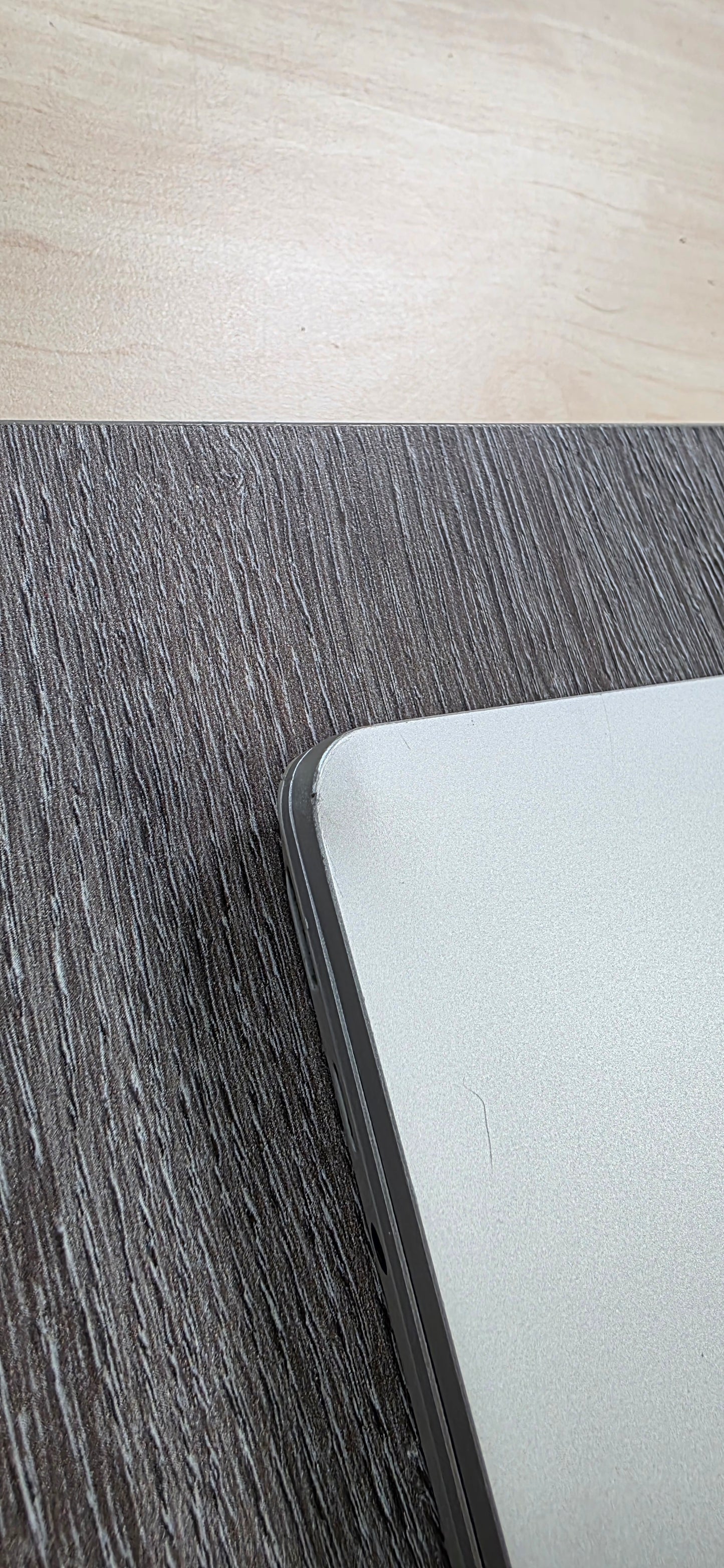 Microsoft Surface Laptop Go (Model 1943): i5-1035G1, Touchscreen, 8GB RAM, 256GB SSD,12.4", 12 mj. jamstvo