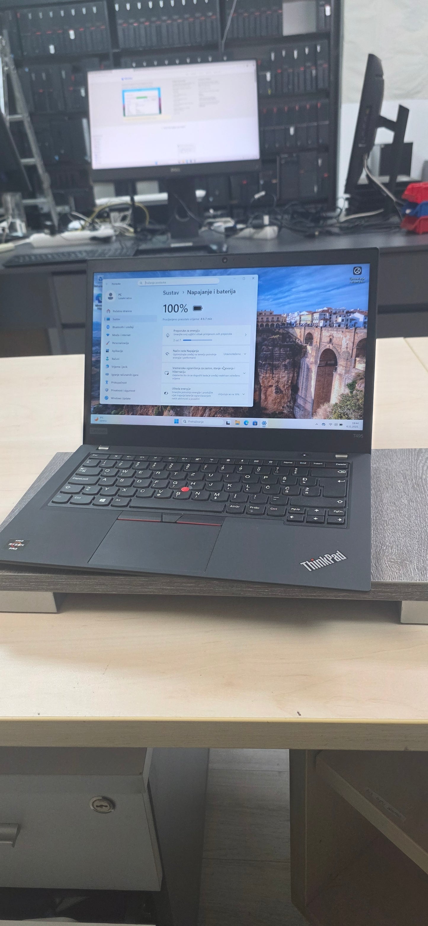 Lenovo ThinkPad T495: Ryzen 5 Pro 3500U, 8GB RAM, 240GB SSD, Win 11 Pro, 12 mj. jamstvo