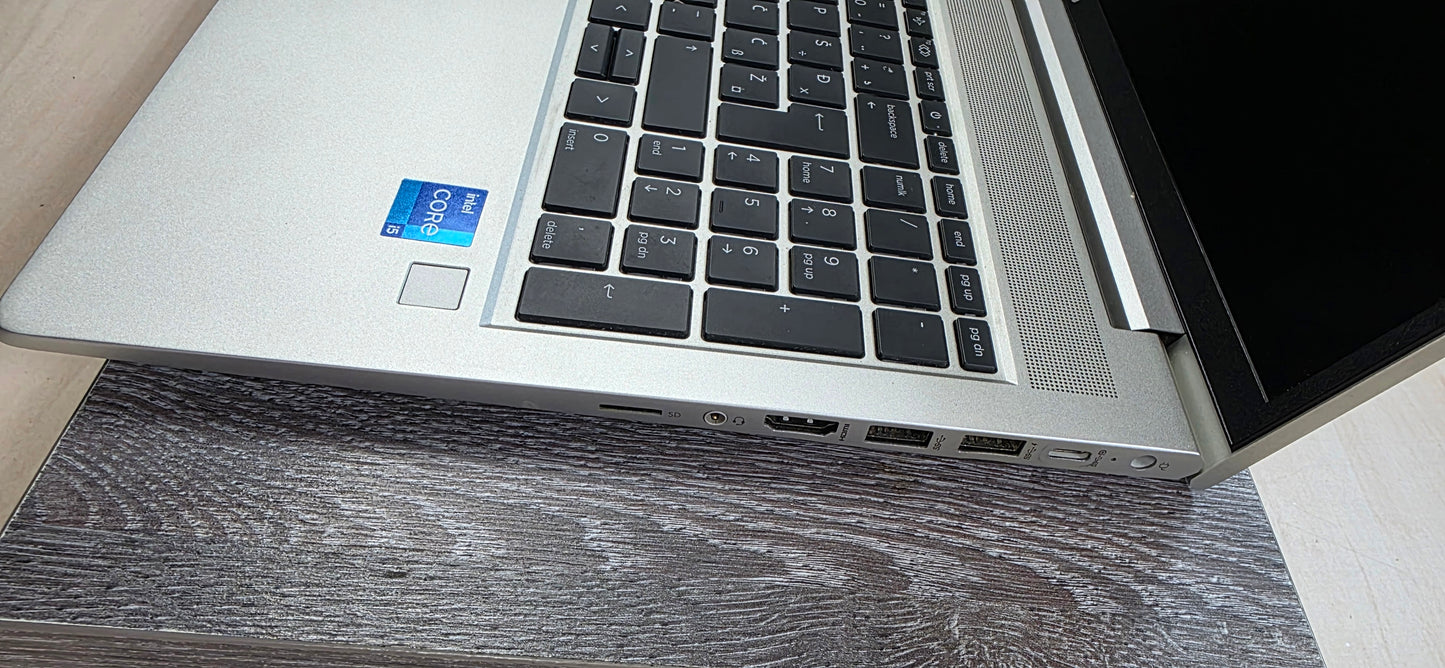 HP ProBook 450 G8: i5-1135G7, 16GB RAM, 240GB SSD, Win 11, 12 mj. jamstvo