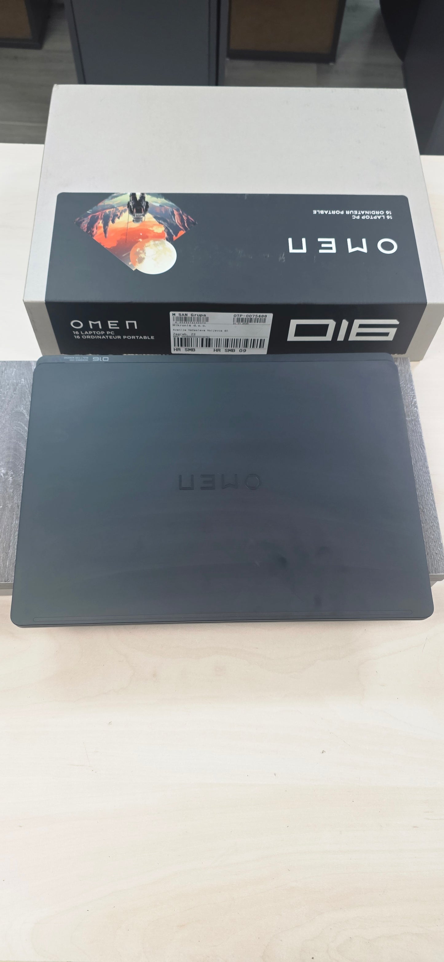 HP Omen Gaming Laptop: Intel Core Ultra 7 255HX, 32GB DDR5 RAM, RTX 5070 8GB, 1TB NVMe SSD, 16", tvorničko jamstvo