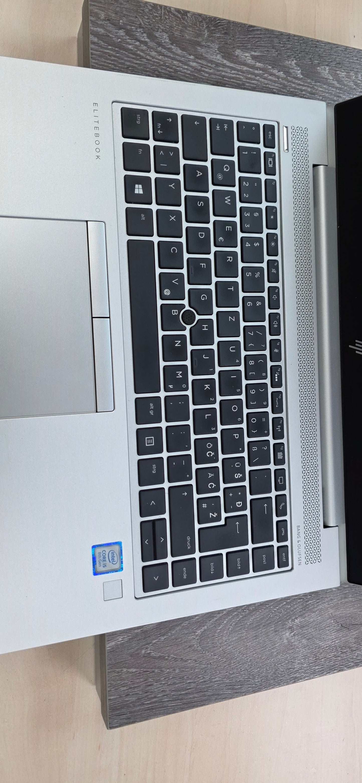 HP EliteBook 840 G5 – i5 / 8GB RAM / 240GB SSD/14" – 12 mj. jamstvo