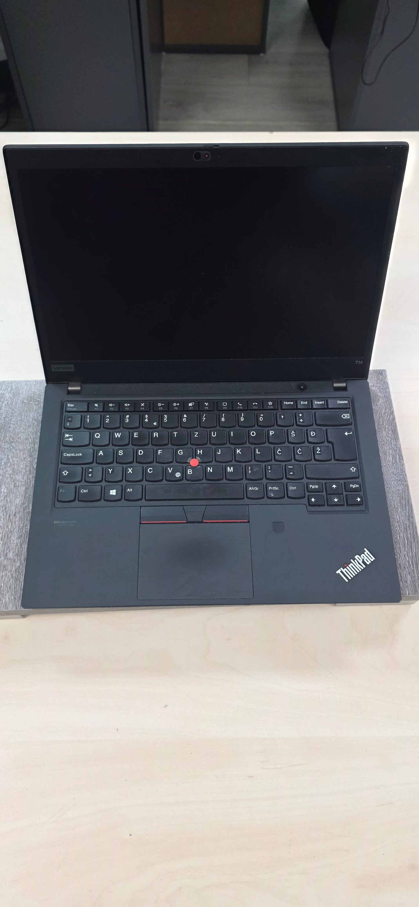 Lenovo ThinkPad T14 Gen 2: i5-1135G7, 16GB RAM, 512GB SSD, 14" FHD Ekran, 12 mj. jamstvo