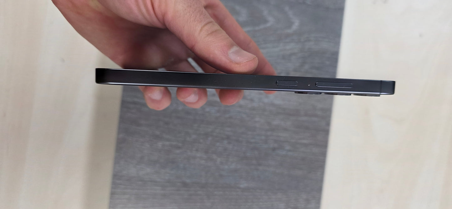 Samsung Galaxy S24+ (Plus): SM-S926B/DS, 12GB RAM, 256GB pohrane, 3 mj. jamstvo