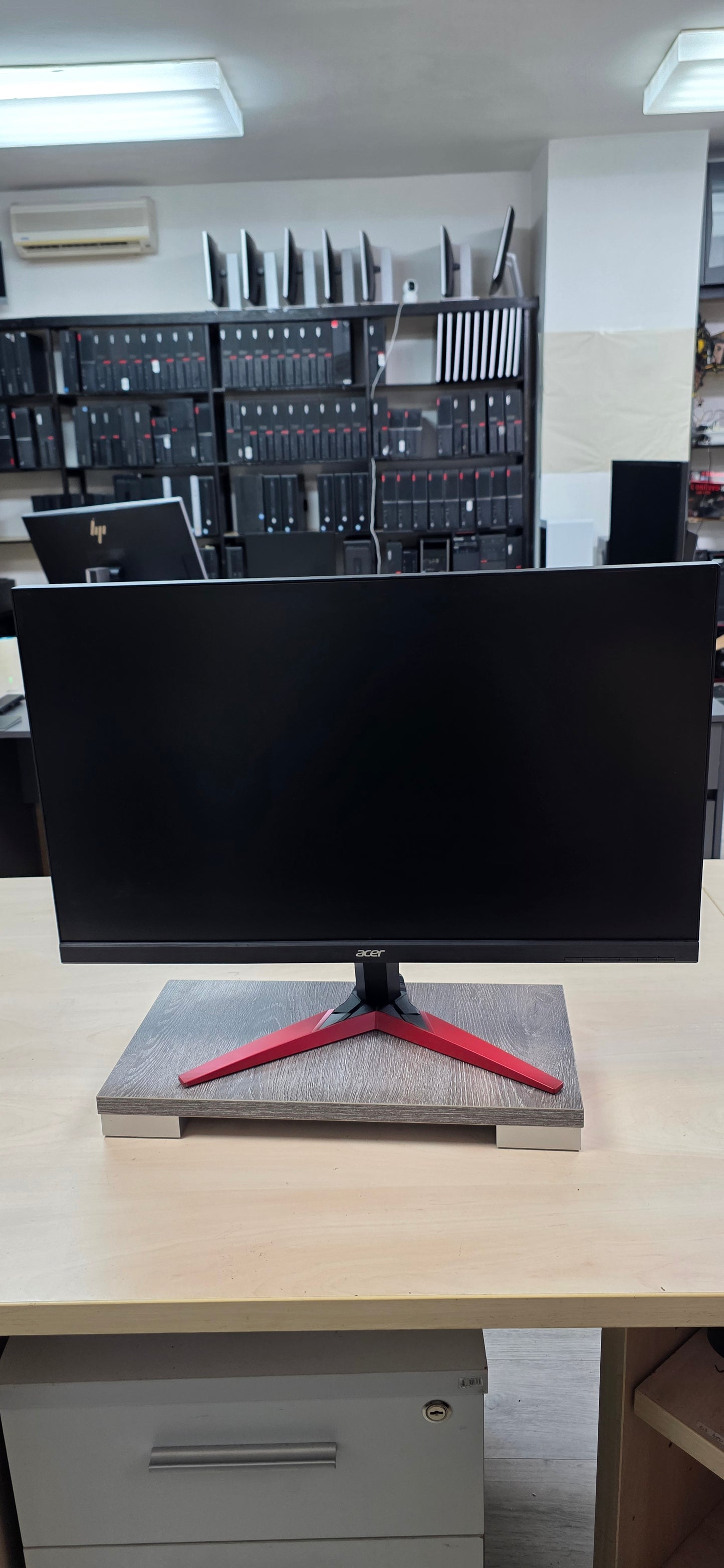 🖥️ Acer KG271 Gaming Monitor: 27" Full HD, 144Hz,  1ms Odziv, AMD FreeSync, 6 mjeseci jamstvo