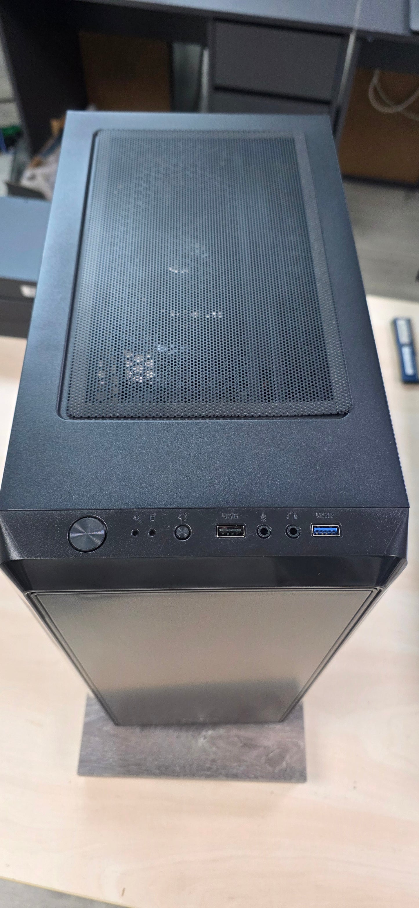 💻 Gaming računalo • i3-12100F • 12GB • GTX 1650 4GB • 128GB SSD • Win 11 • 12 mj Jamstvo