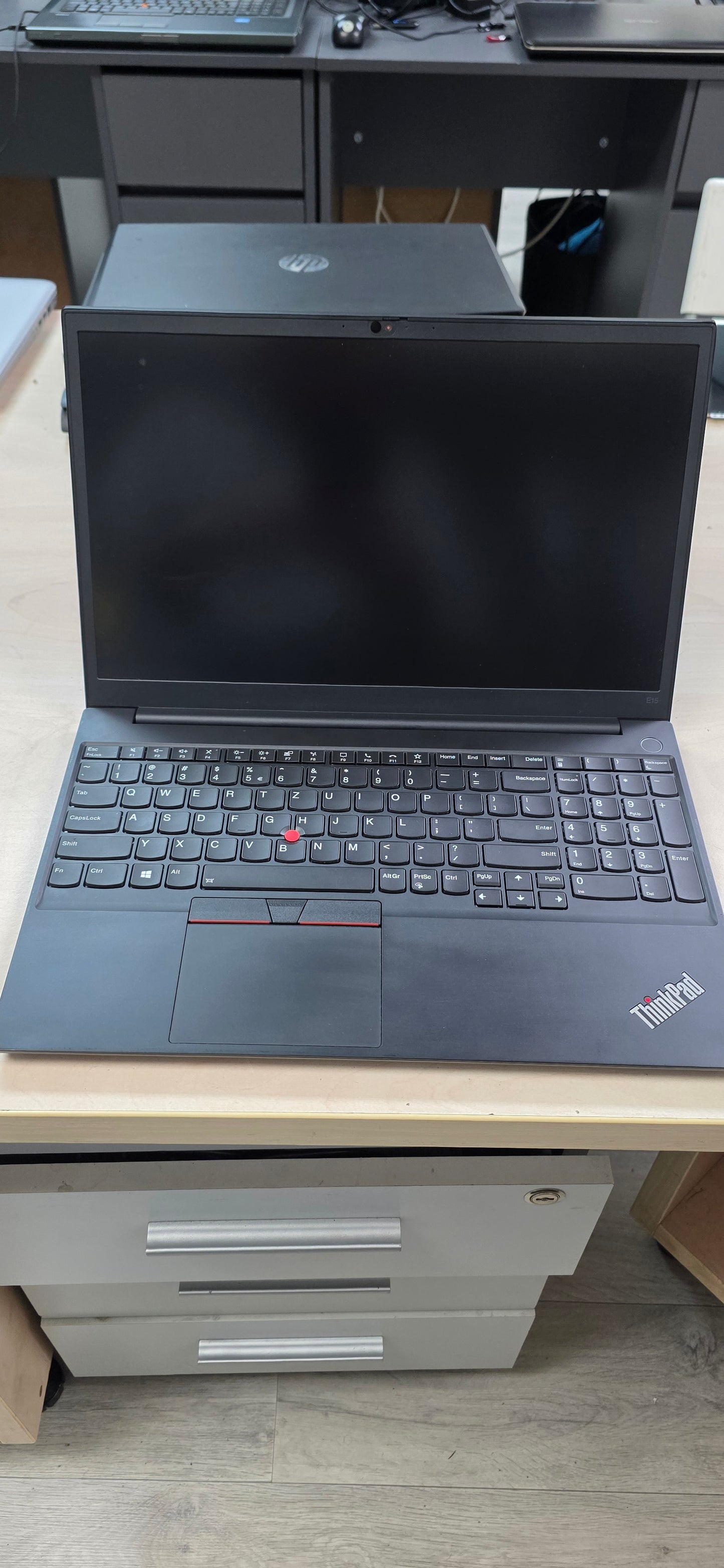 💻 Lenovo ThinkPad E15 G2 – i5-1135G7 / 32GB RAM / 500GB SSD / Windows 11/ 15.6” Full HD/ – 12 mj. jamstvo