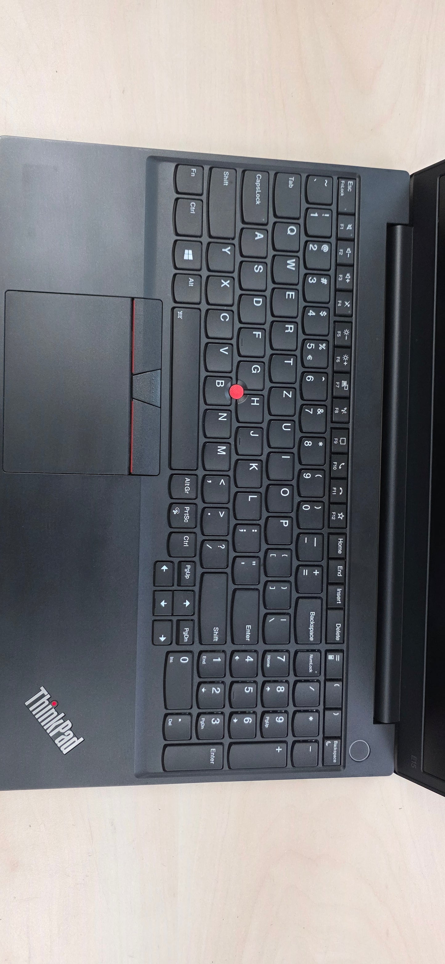 💻 Lenovo ThinkPad E15 G2 – i5-1135G7 / 32GB RAM / 500GB SSD / Windows 11/ 15.6” Full HD/ – 12 mj. jamstvo