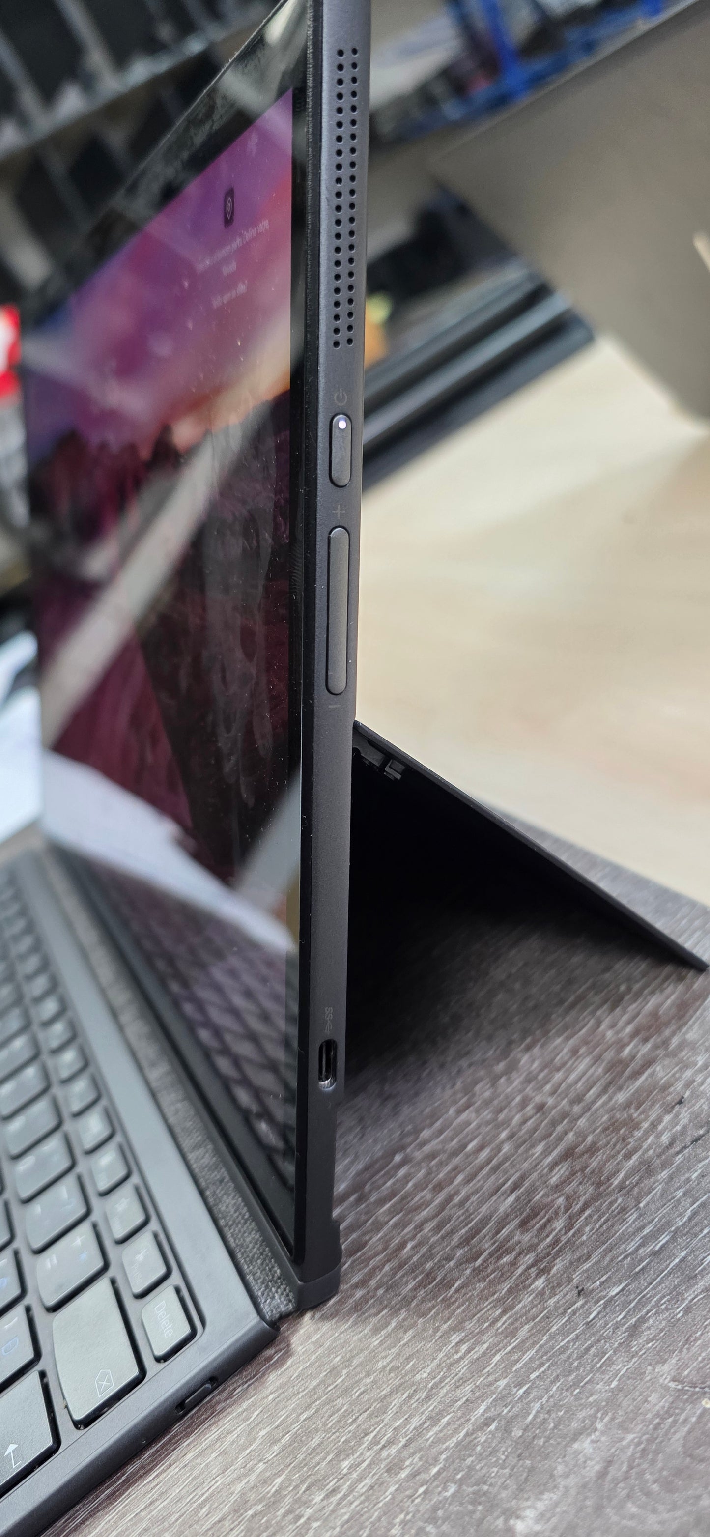 Lenovo Yoga Duet 7 • i7-10510U • 8GB • 500GB SSD • 13" Touch • 6mj Jamstvo • Win 11 (Olovka)