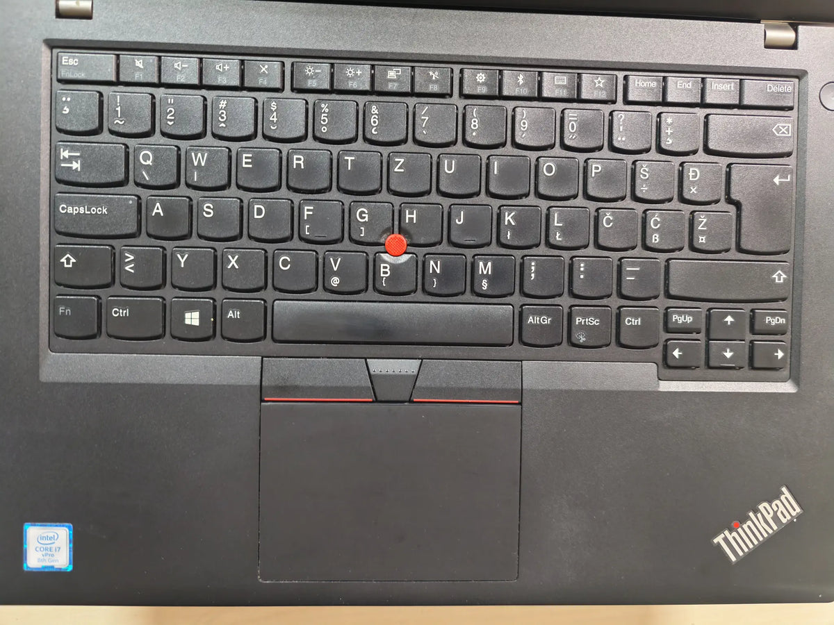Lenovo ThinkPad T480 • i7-8650U • 16GB RAM • 240GB SSD • HD • Win 11 Pro • 12mj Jamstvo