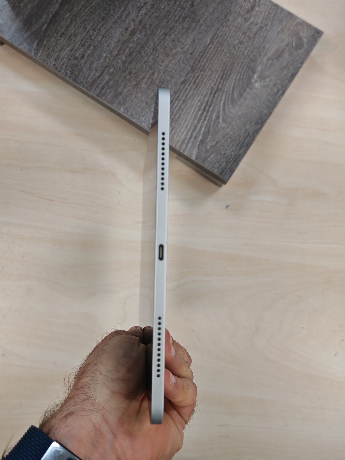 iPad Air 4 (2020) • 64GB • 10.9" • Top stanje • 3mj Jamstvo